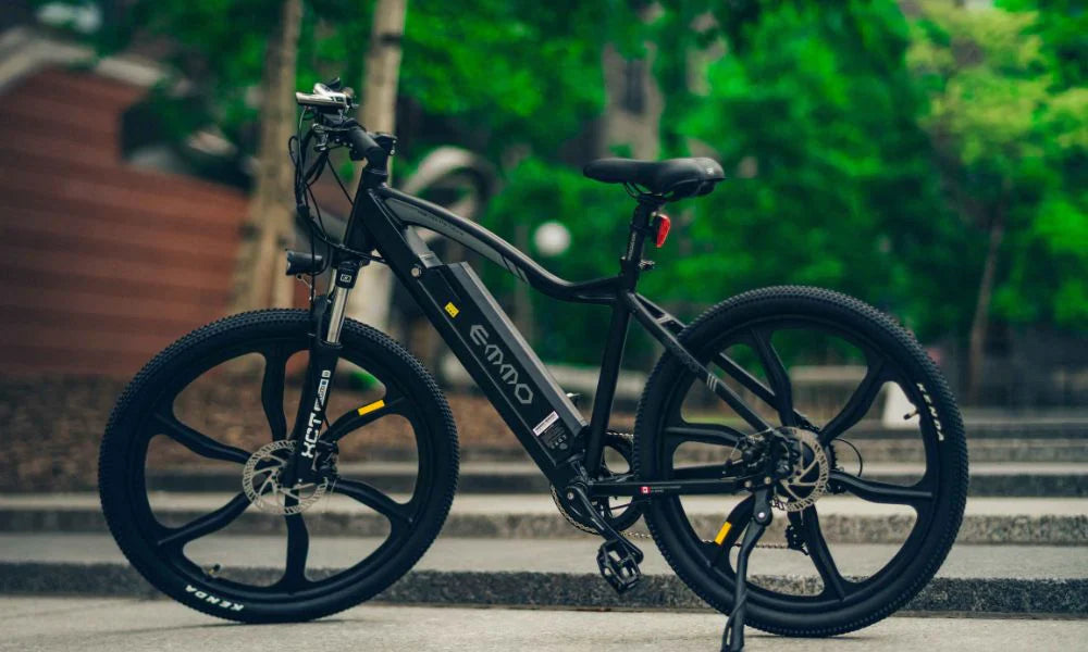 How Electric Bikes Make City Living Easier