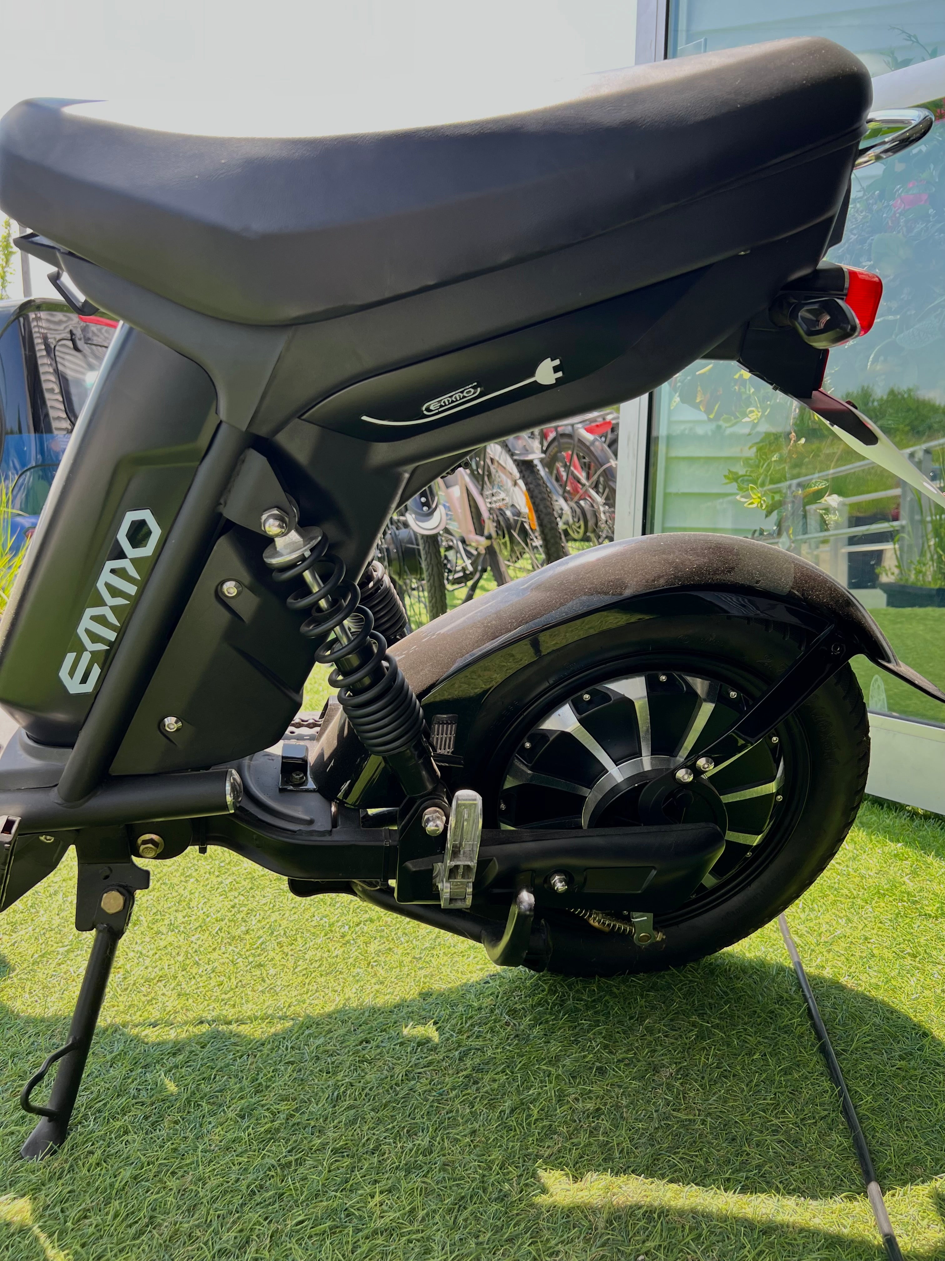 Emmo Urban Electric Scooter