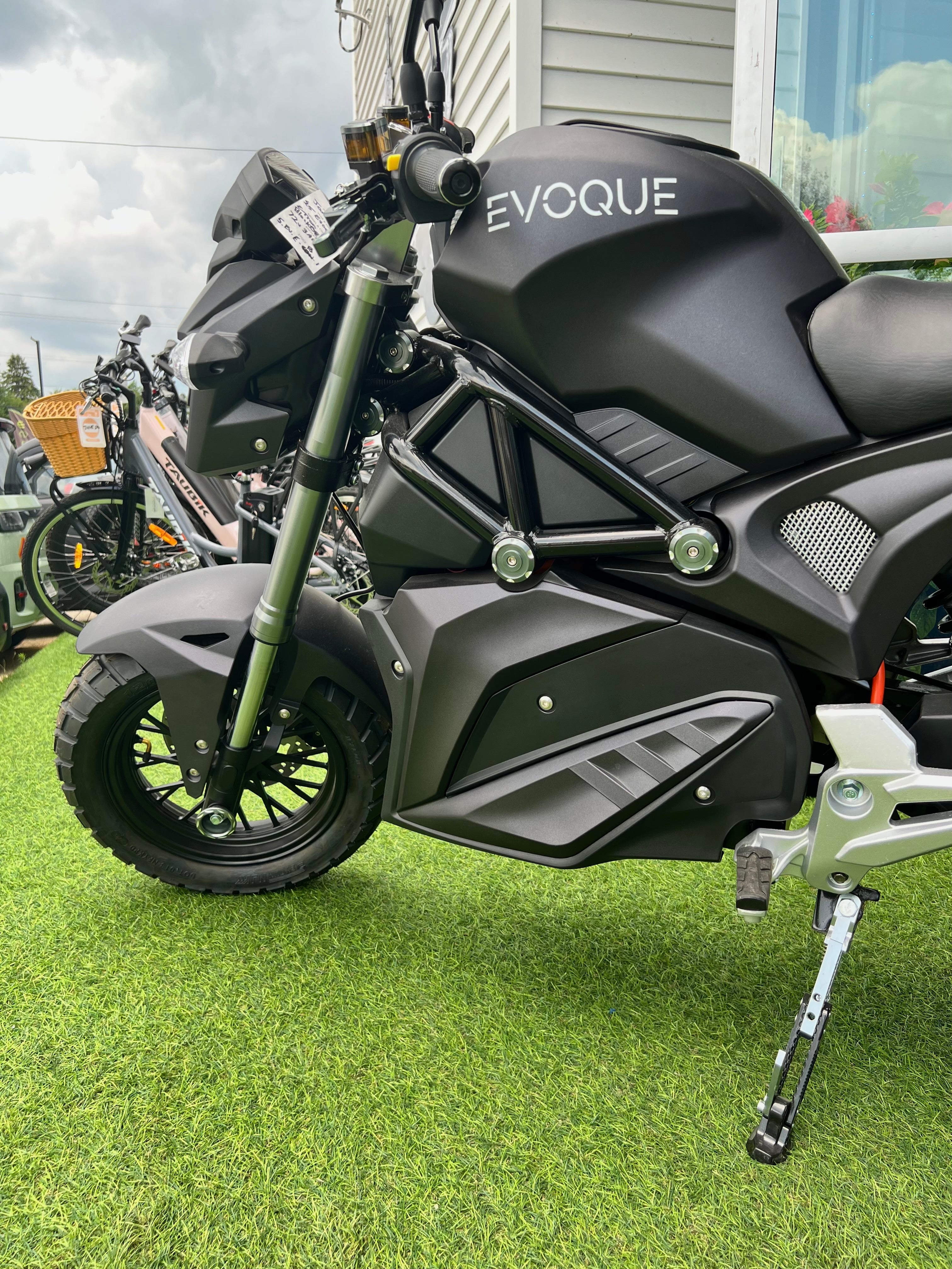 Evoque Etron 2024 Electric Motorcycle Style - 72V32AH LI - SALE