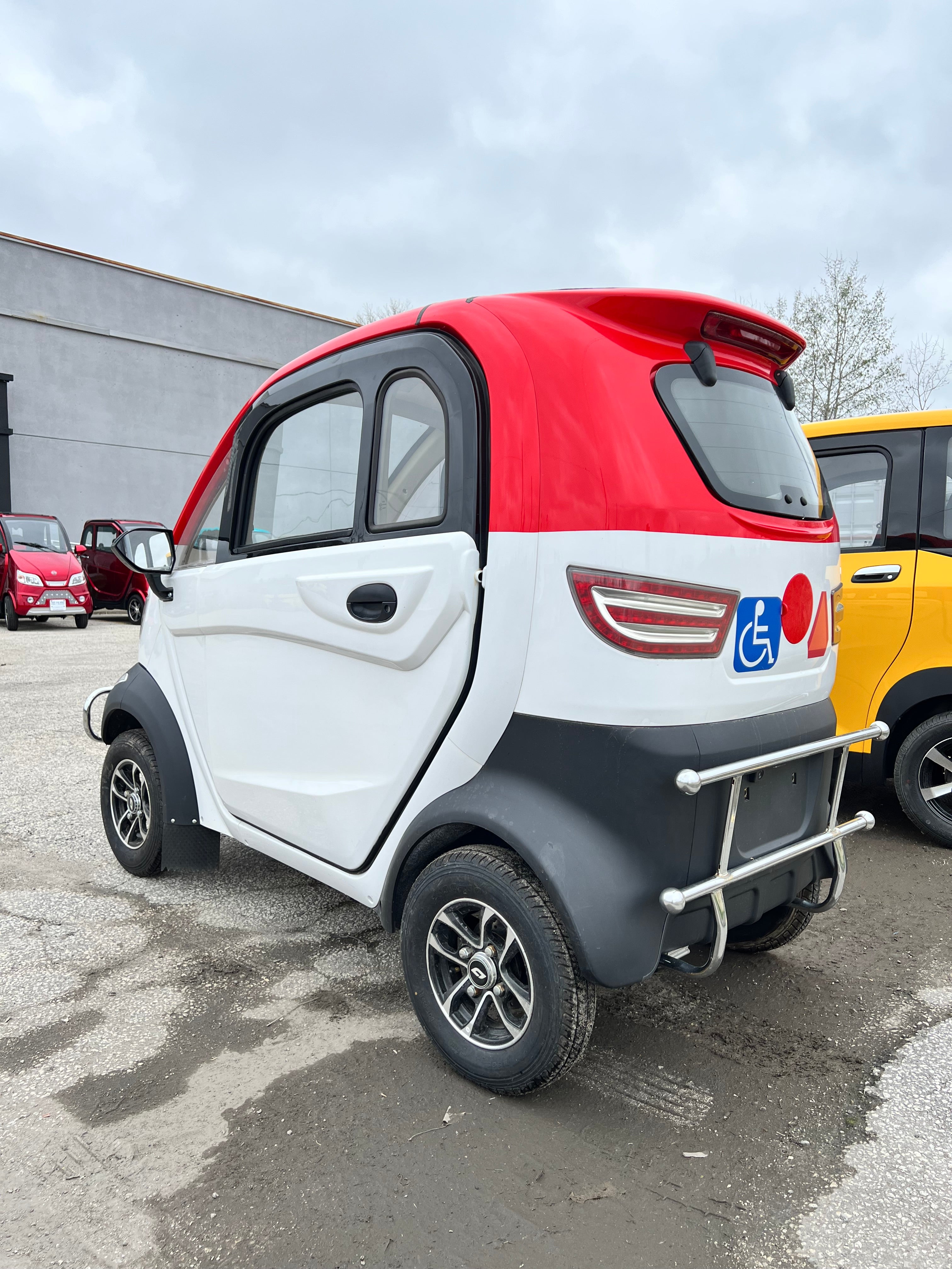 Used Ecolo Cruise ET-4 Enclosed Mobility Scooter