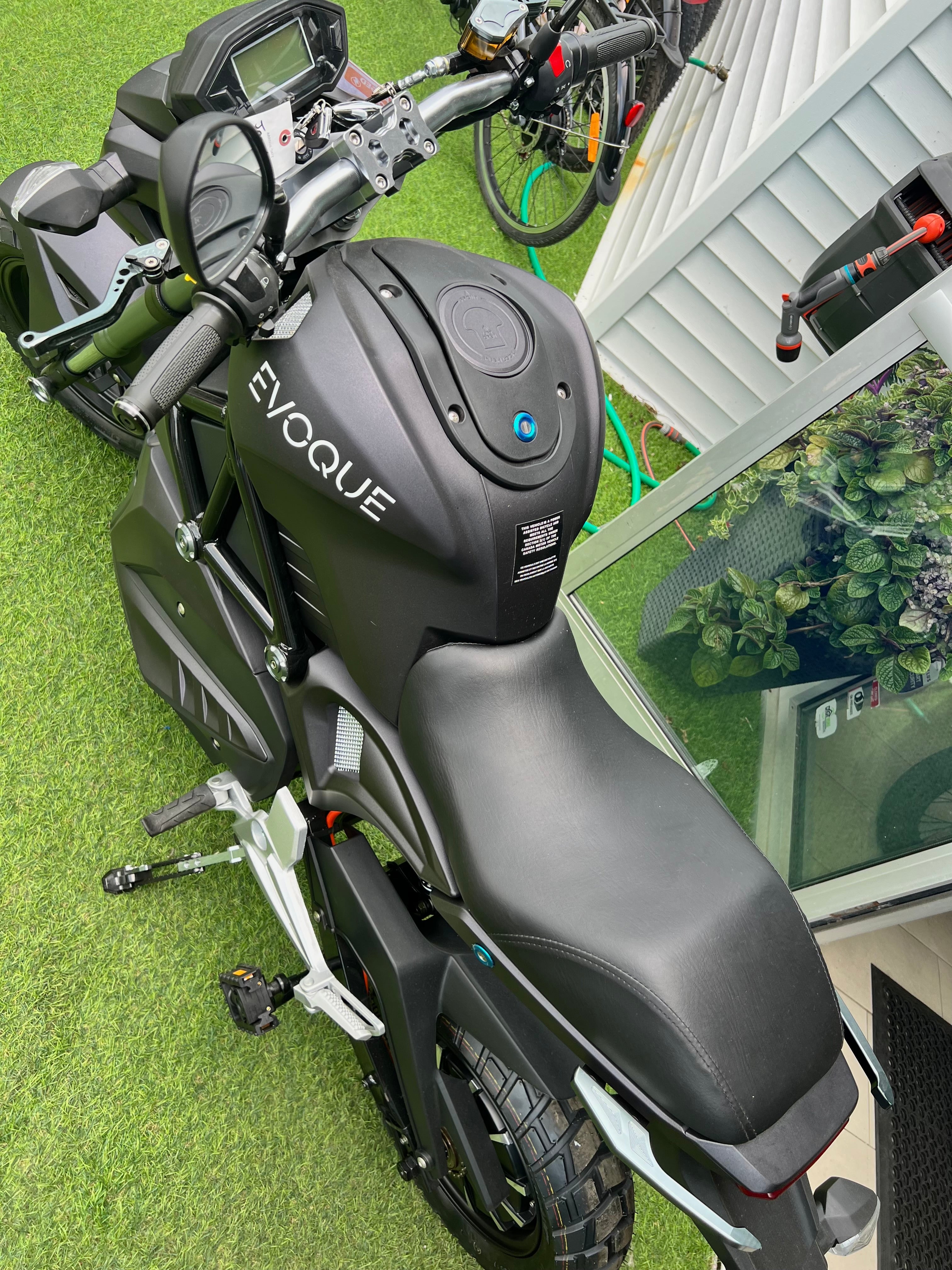 Evoque Etron 2024 Electric Motorcycle Style - 72V32AH LI - SALE