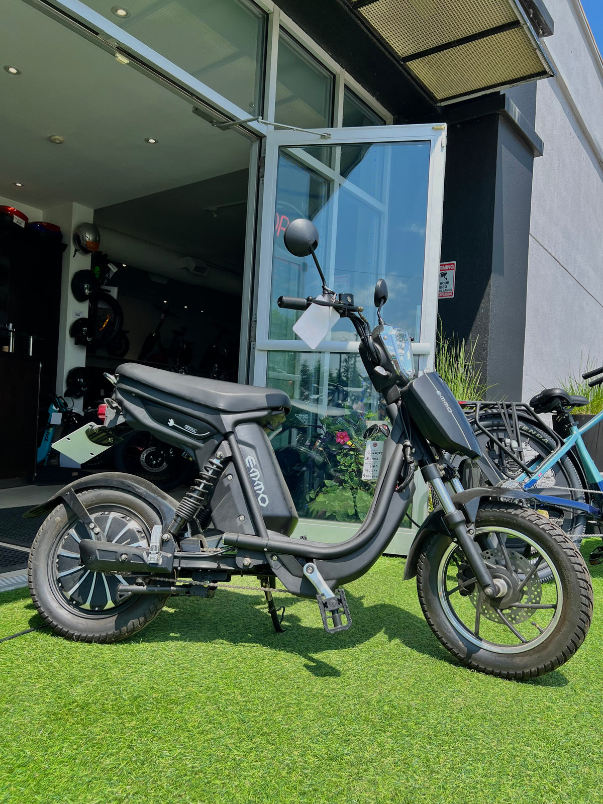 Emmo Urban Electric Scooter