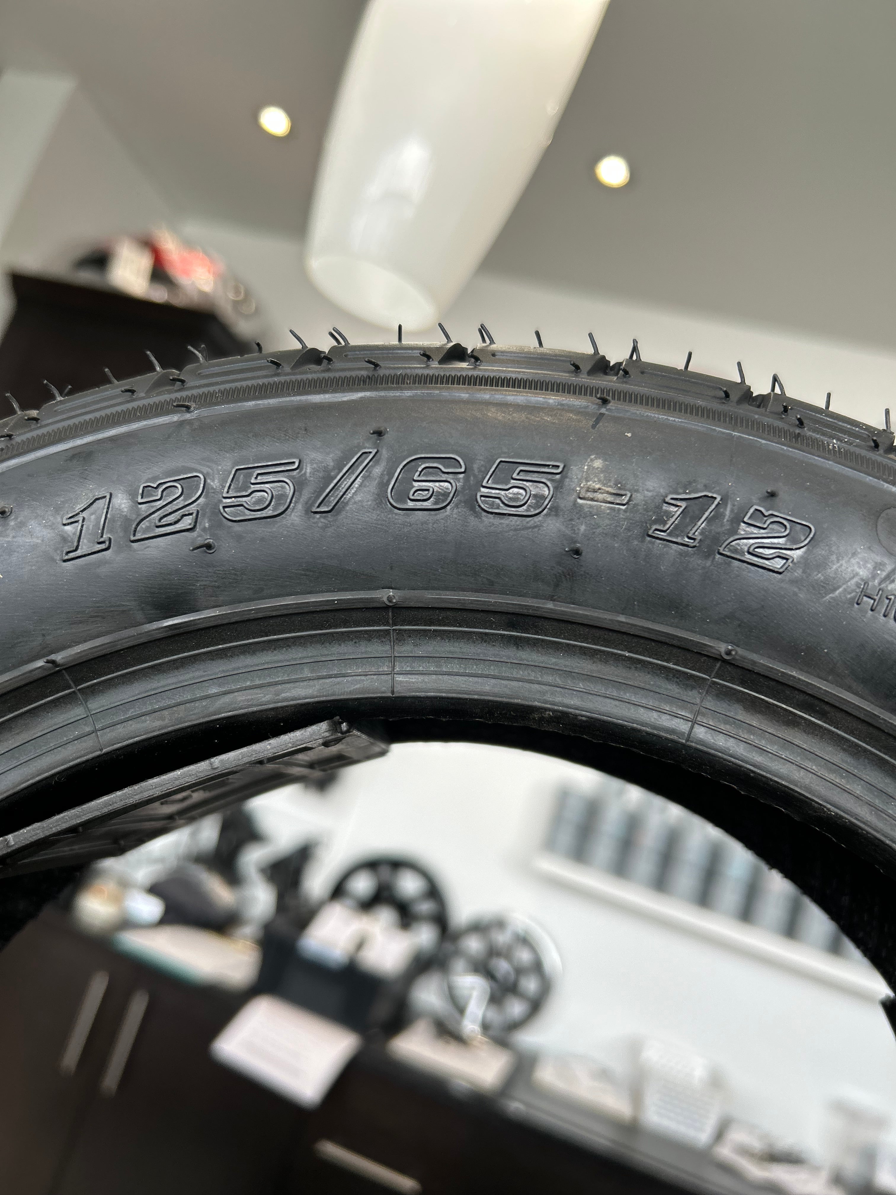 Ecolo Connect or Matrix Nexa Tire Tubeless 125/65-12