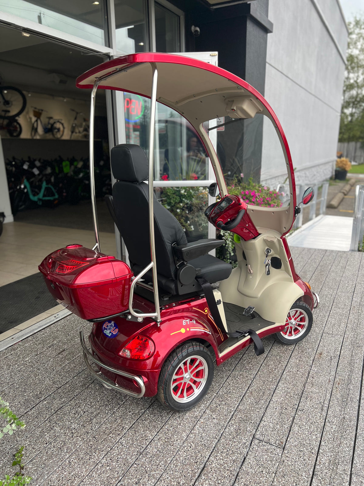 Ecolo ET4 Classic Mobility Scooter with Roof