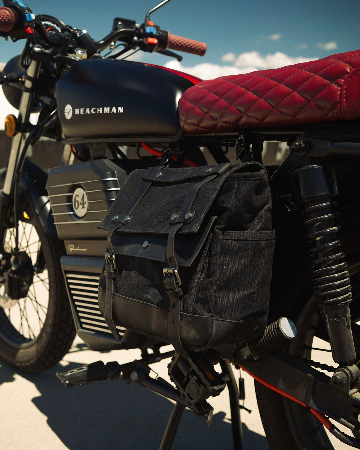 Beachman Midnight Black Saddlebag