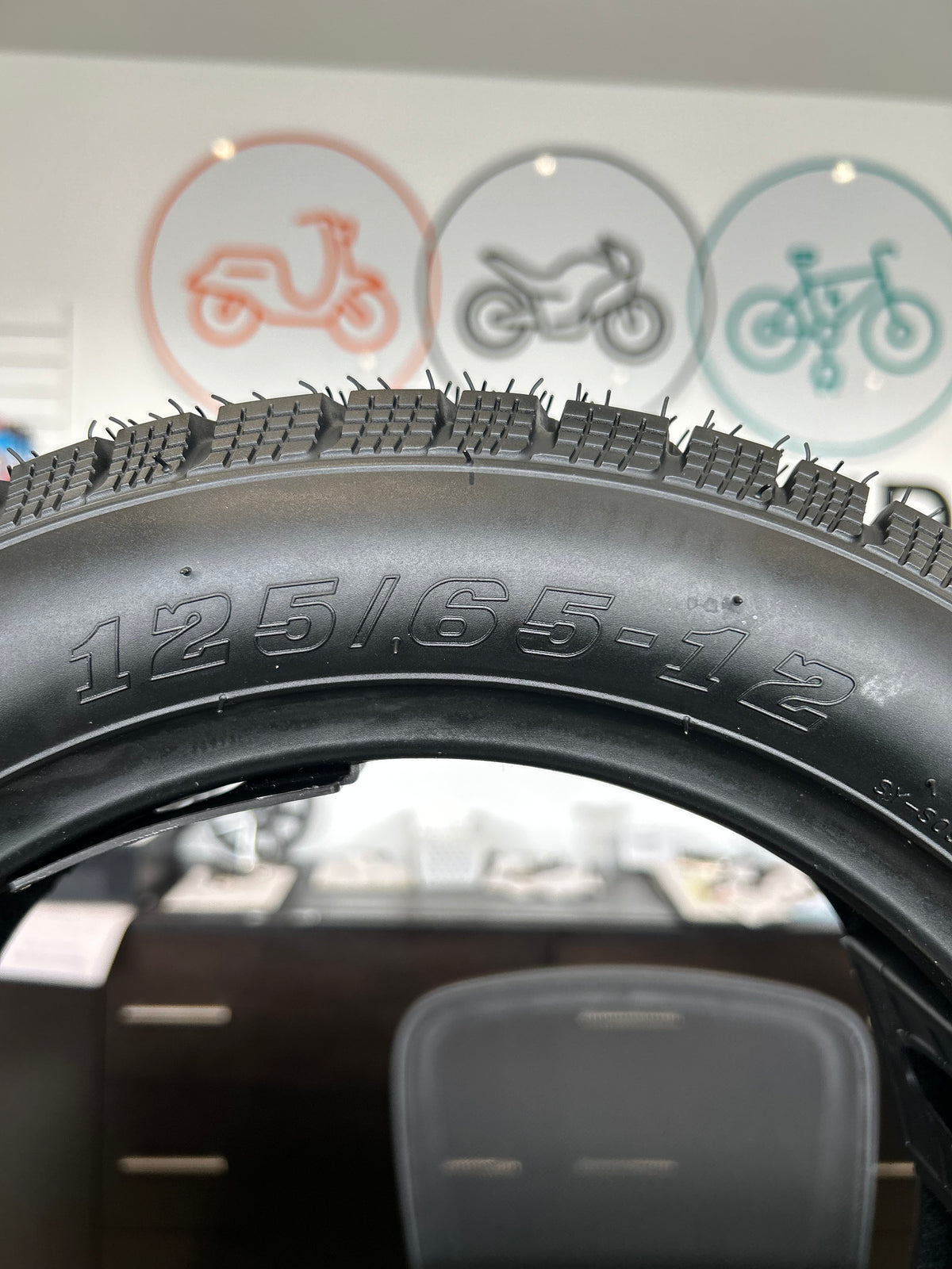 Ecolo Connect or Matrix Nexa Tire Tubeless 125/65-12