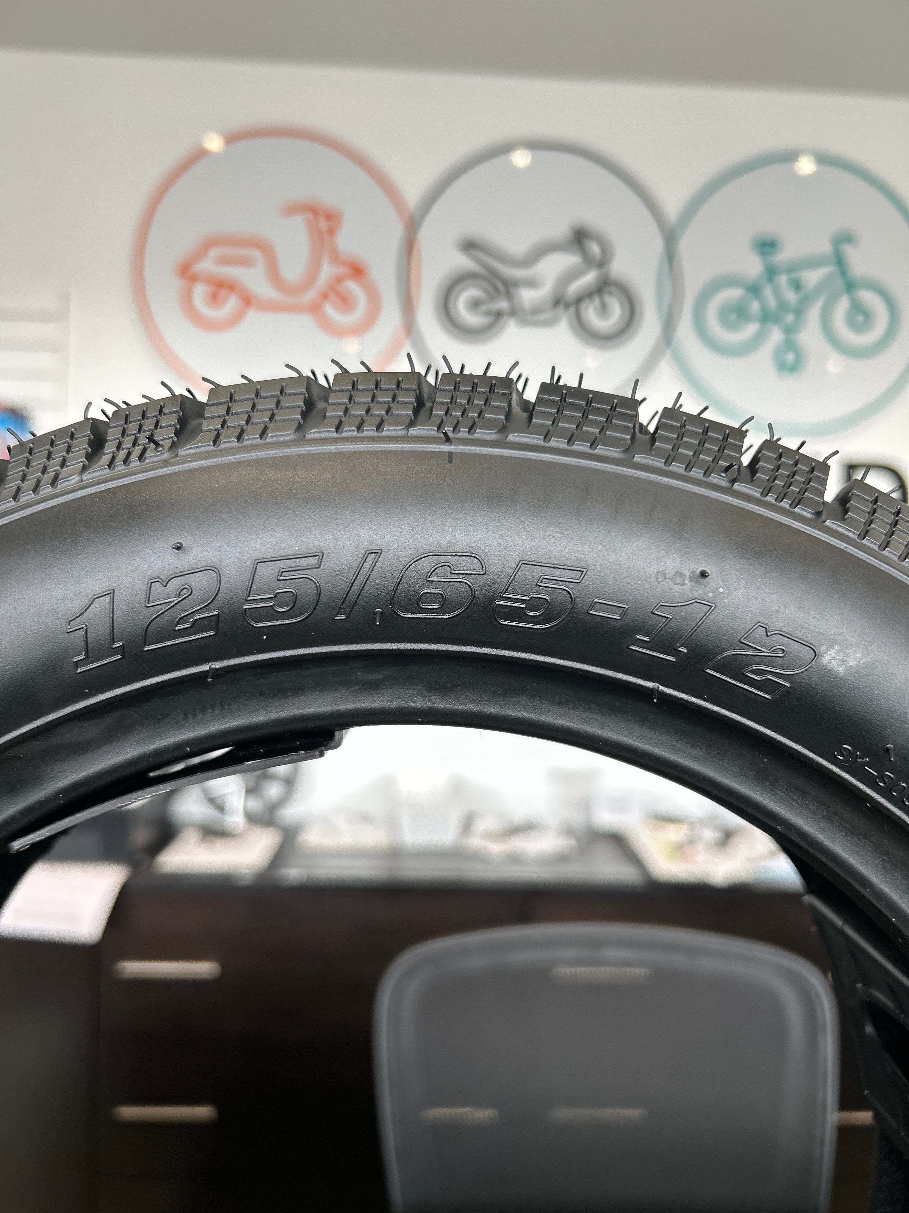 Ecolo Connect or Matrix Nexa Tire Tubeless 125/65-12