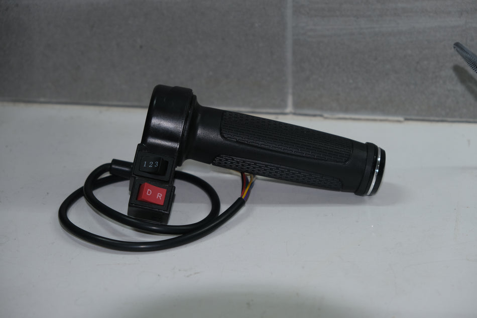 Evoque Streetster  Throttle Unit