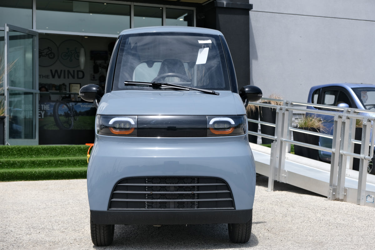 Evoque Enza | Electric Enclosed Mobility Scooter
