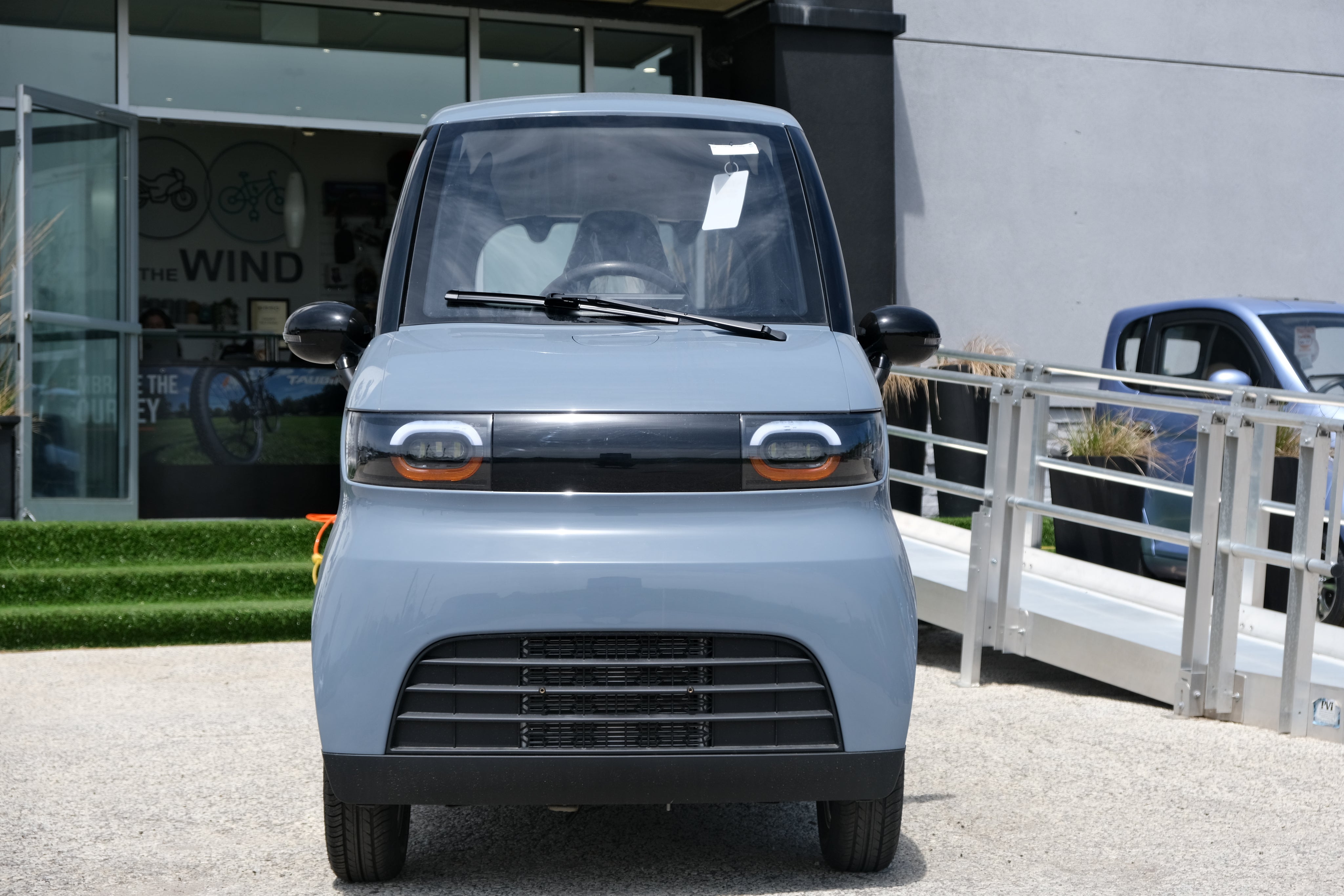 Evoque Enza | Electric Enclosed Mobility Scooter
