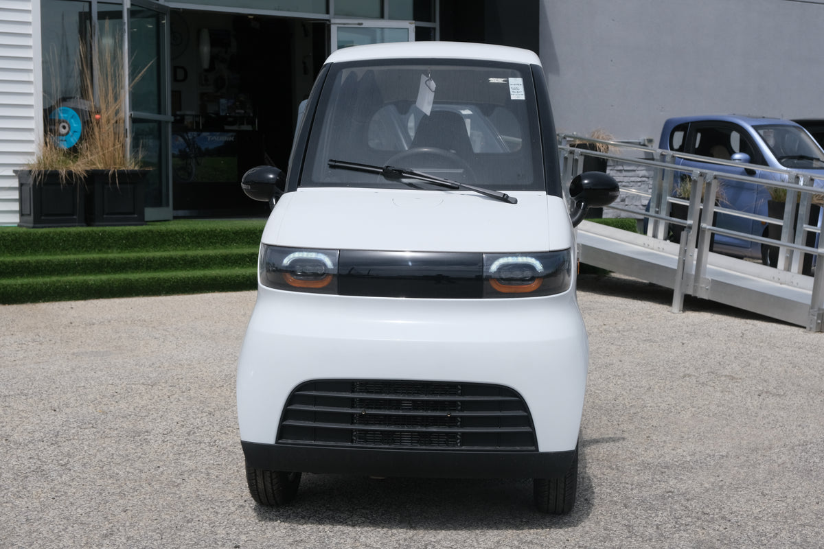 Evoque Enza | Electric Enclosed Mobility Scooter