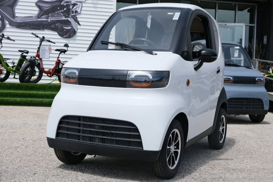 Evoque Enza | Electric Enclosed Mobility Scooter