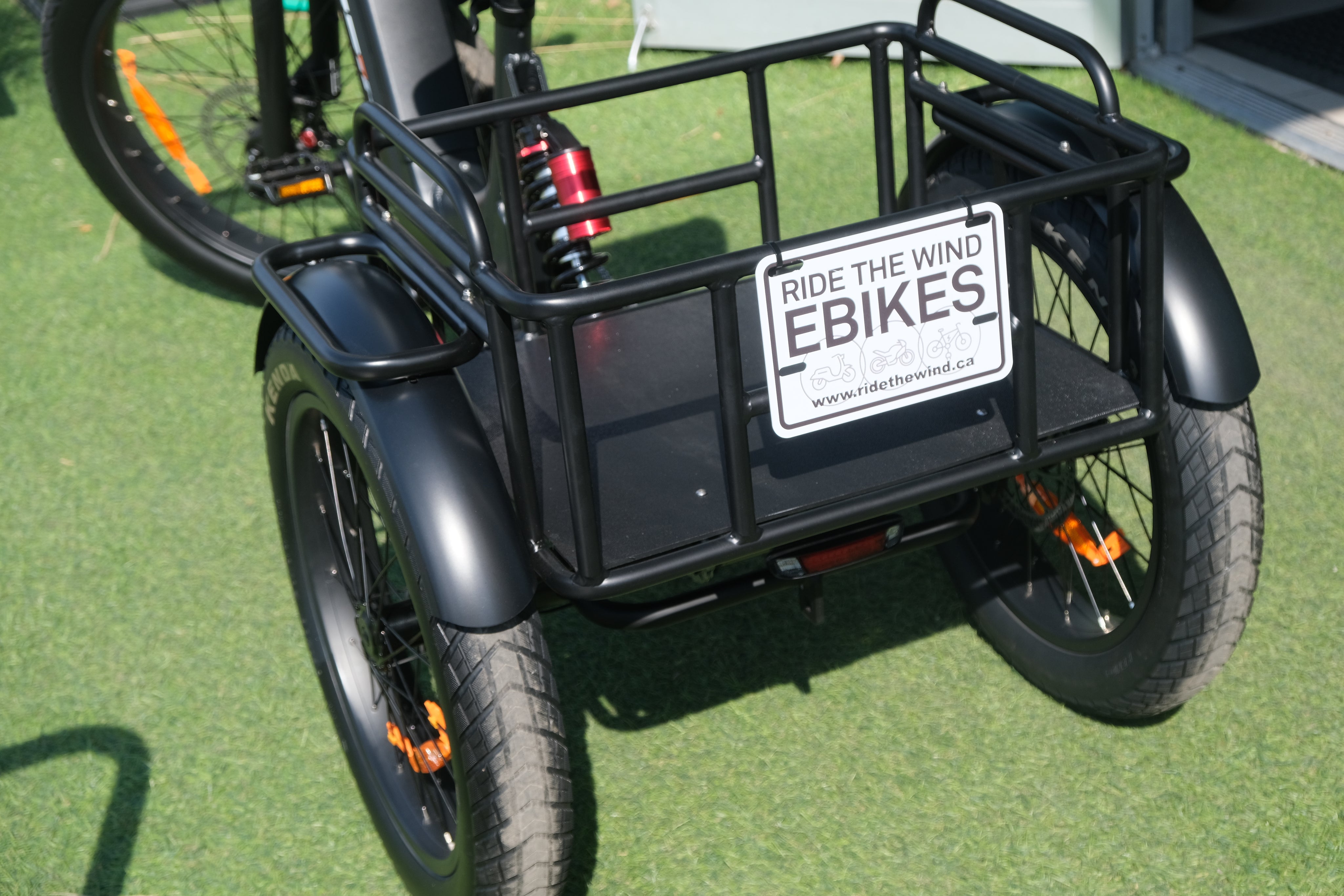 2026 Taubik AXIS E-Tricycle