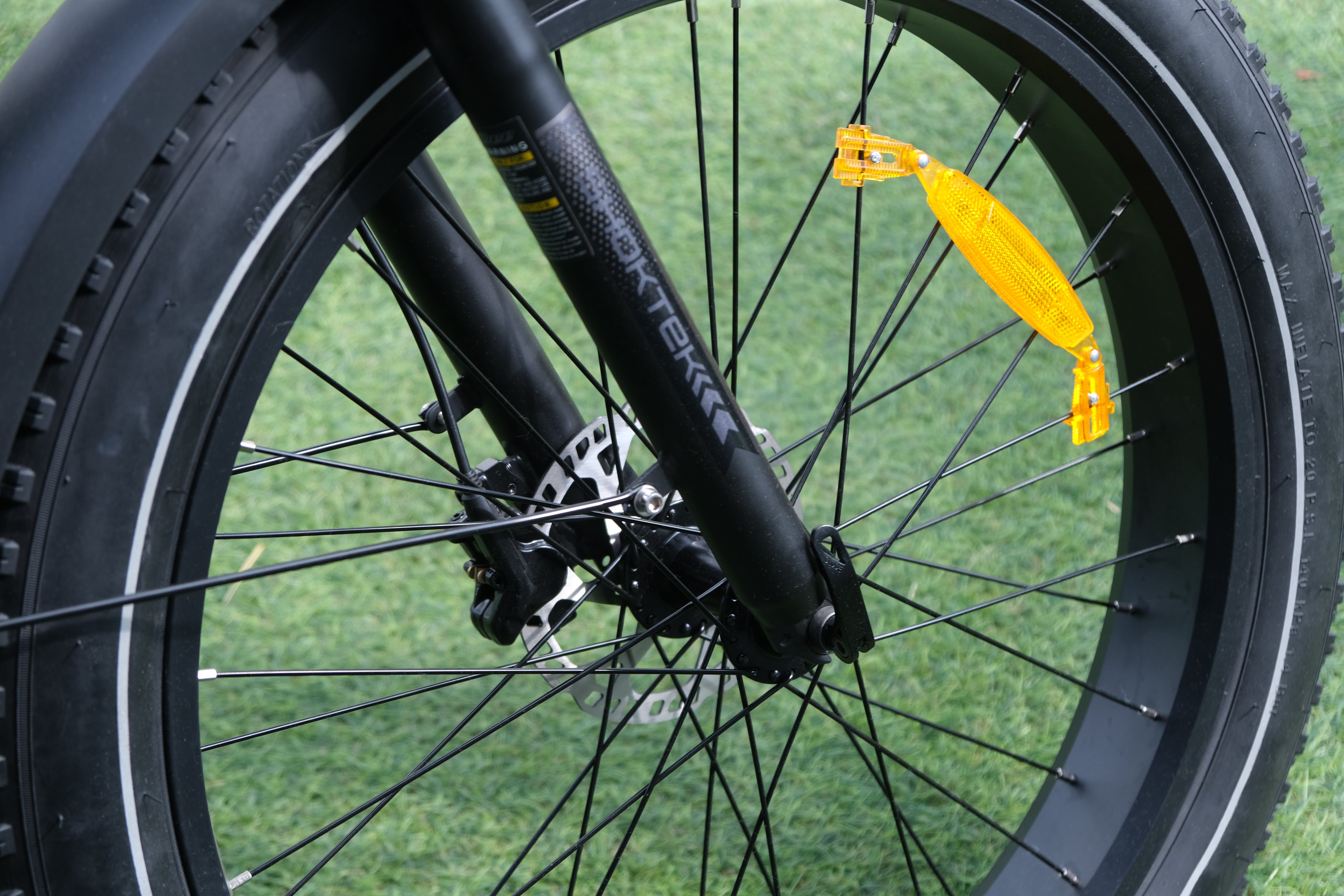 Oiios Dyno Step-Thru Fat Tire Electric Bike