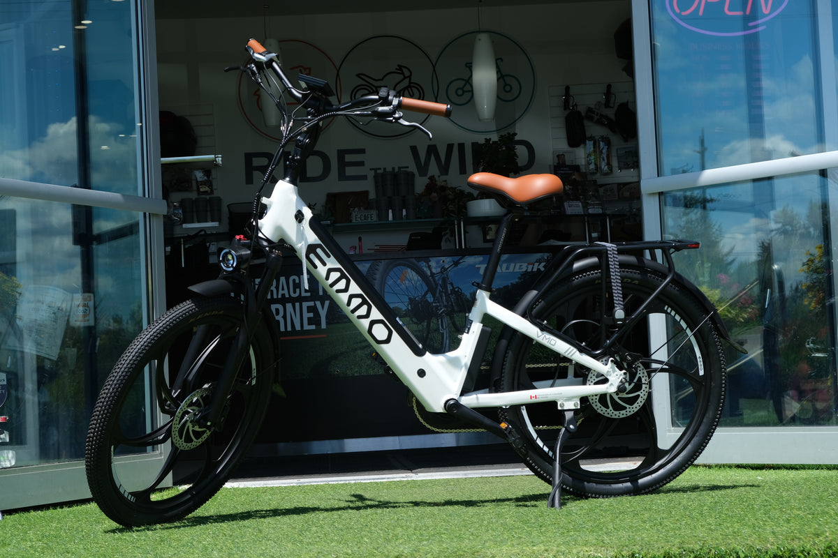 Emmo VMO PRO Step Thru Electric Bicycle