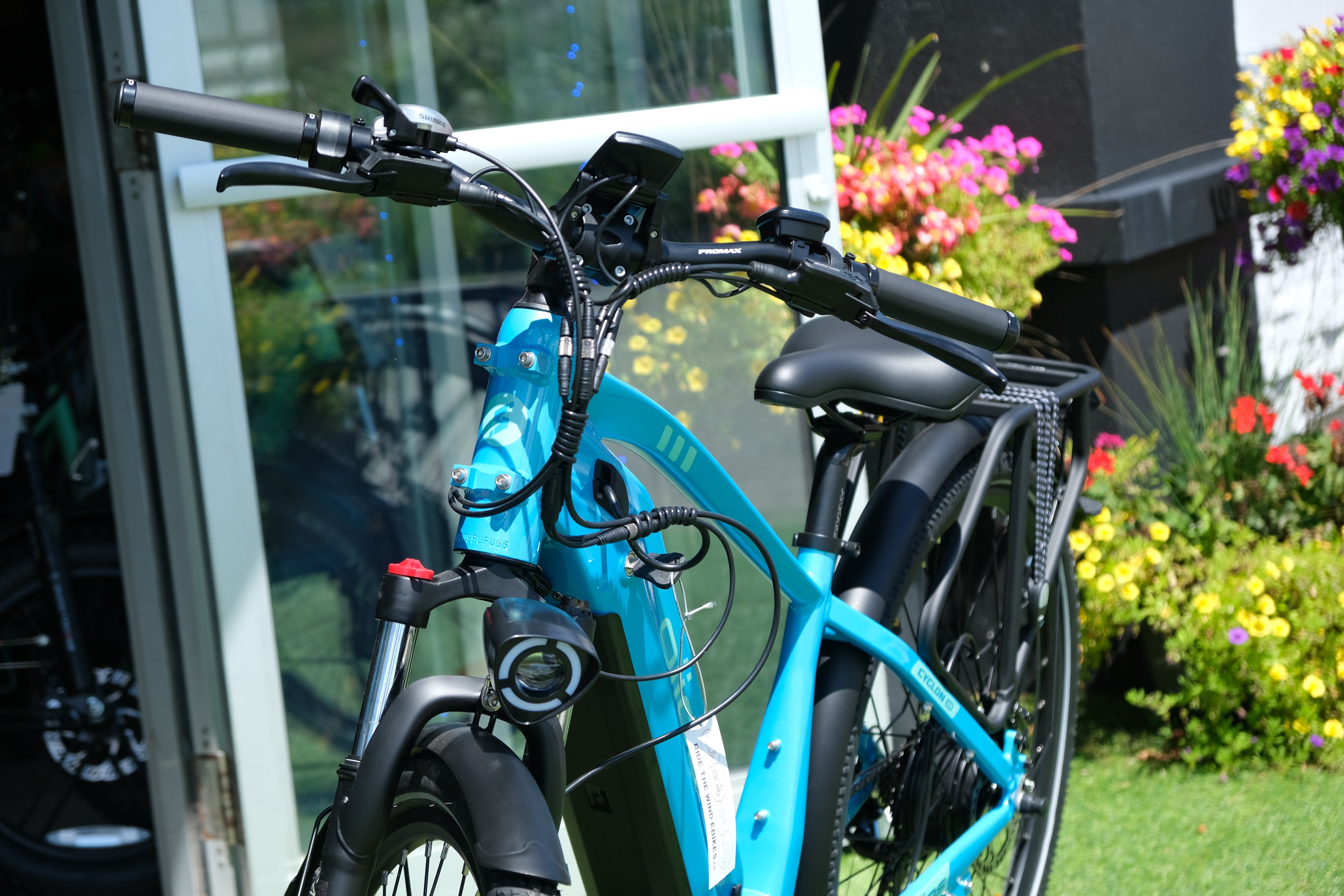 Oiios Cyclon Commuter Electric Bike