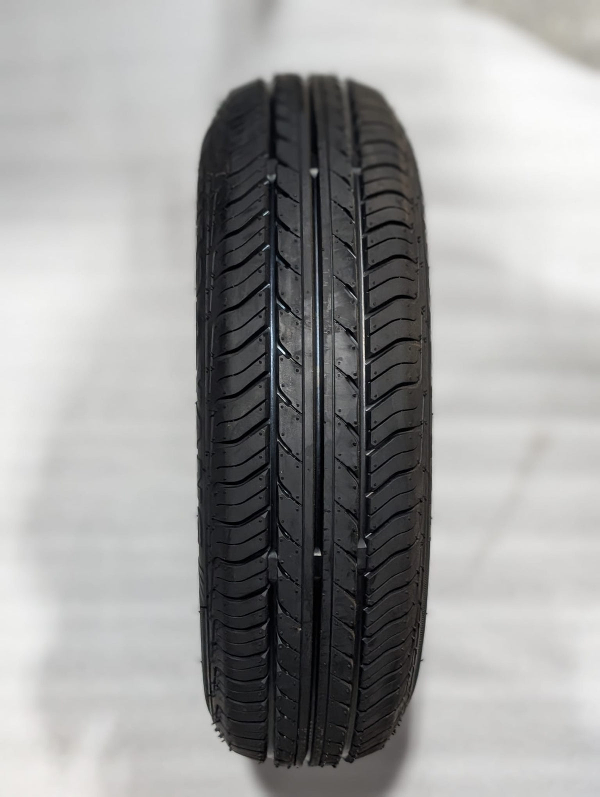 Evoque Enza Tire 12" 135/70R12