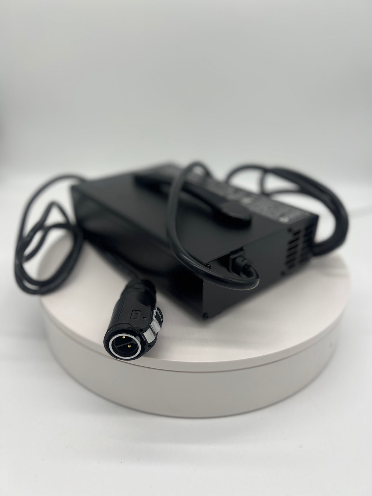 Caofen DS-30 Trail Lithium Charger 72v30ah