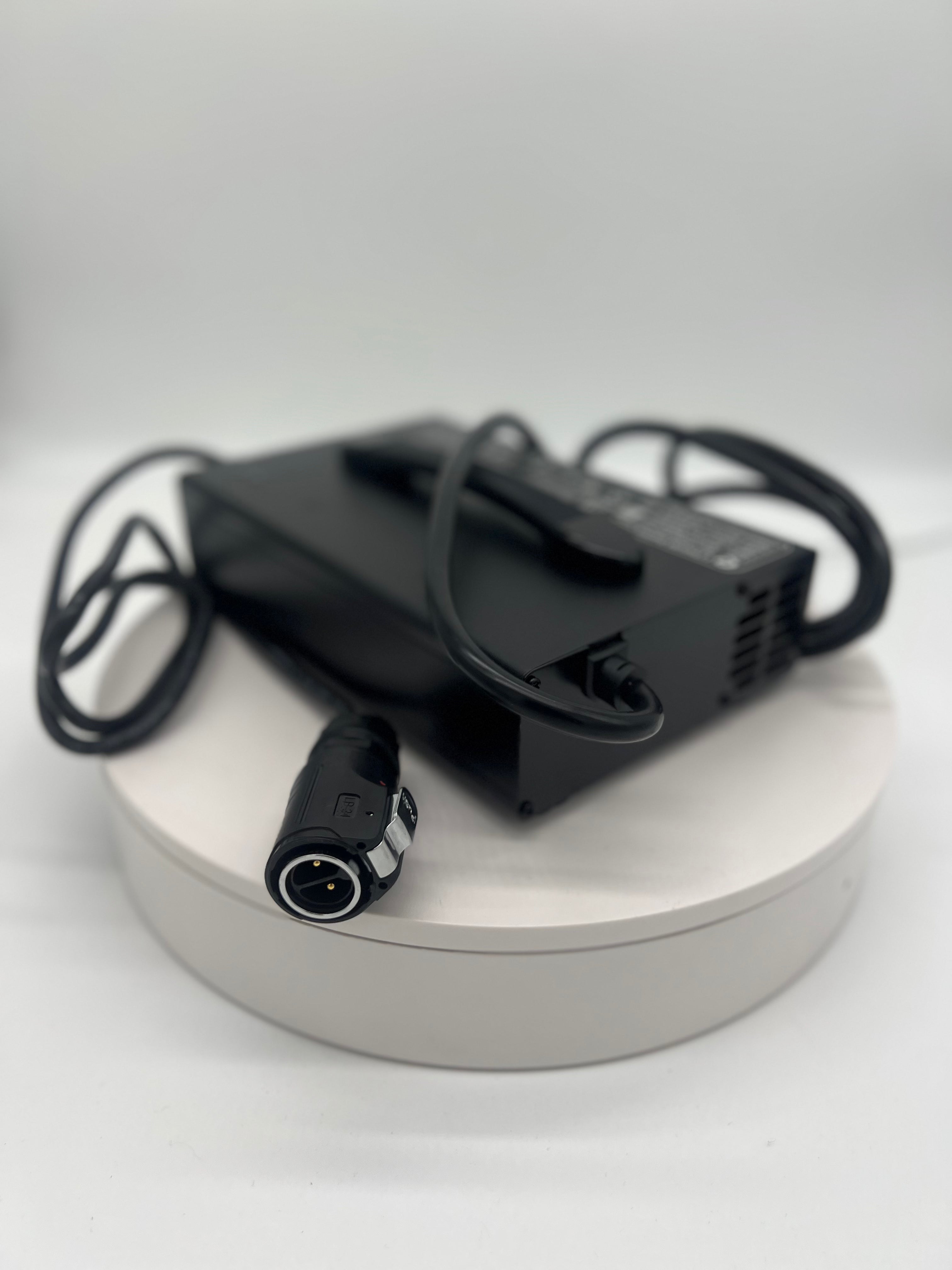 Caofen DS-30 Trail Lithium Charger 72v30ah