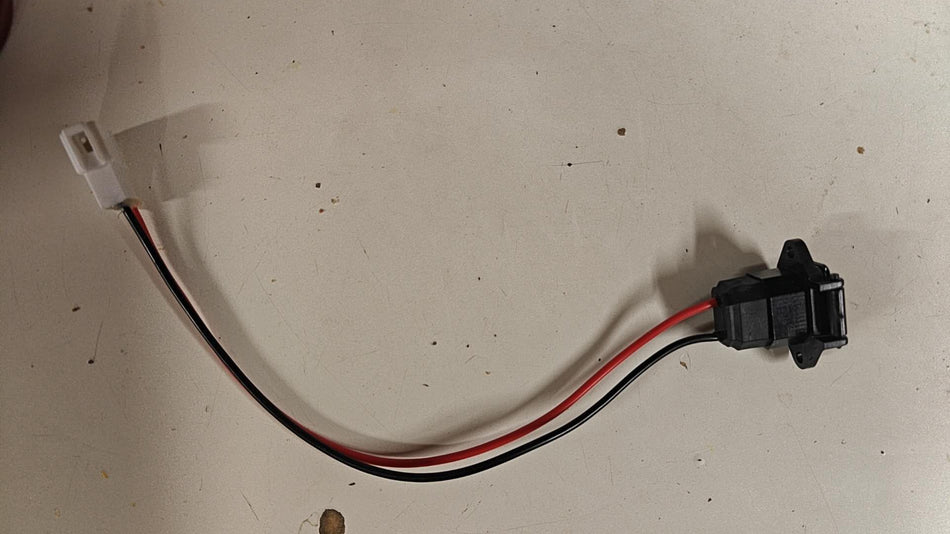 Emmo Zone II Charging Port