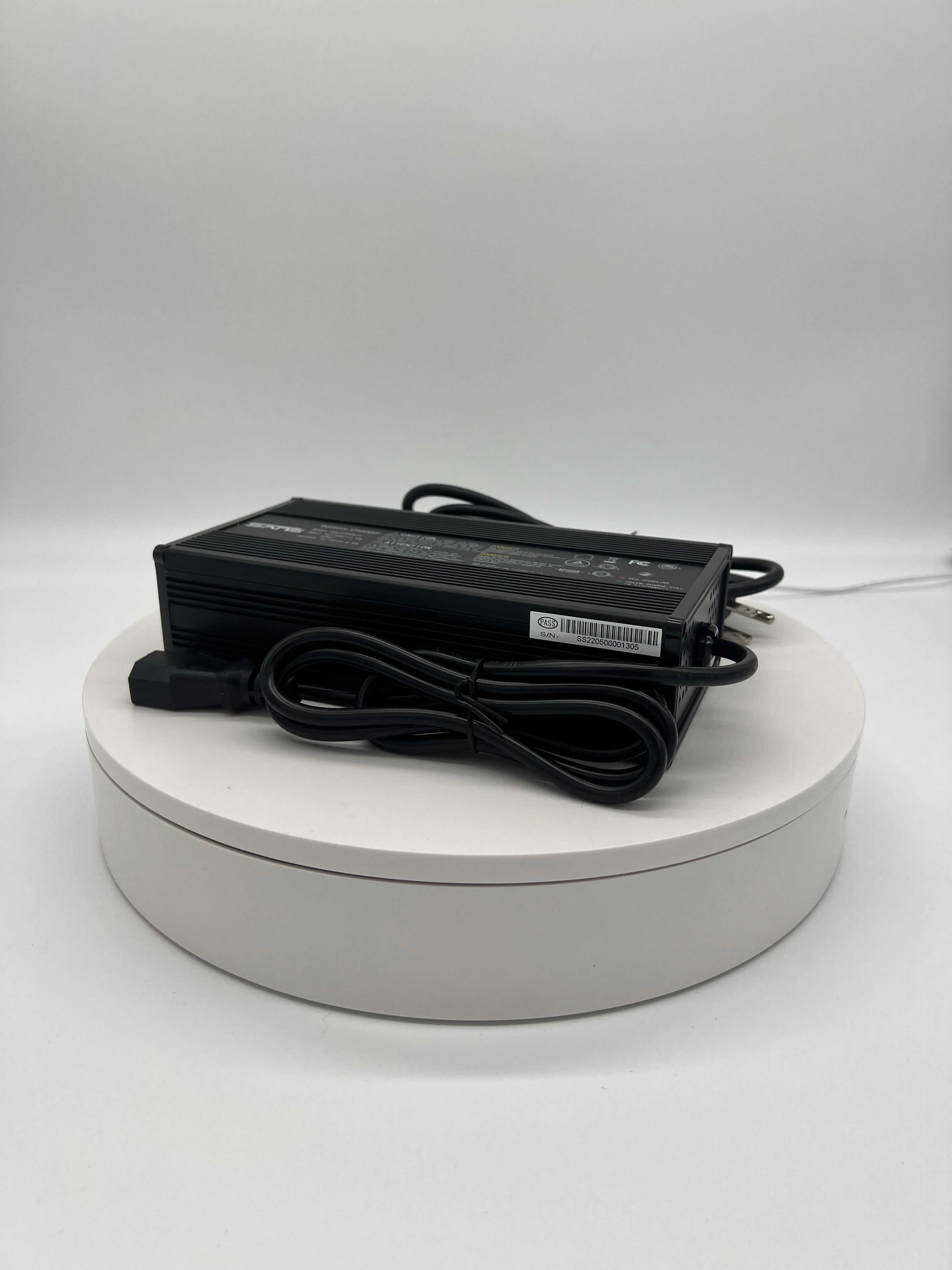 60v Lithium Charger 71.4v 4amp output
