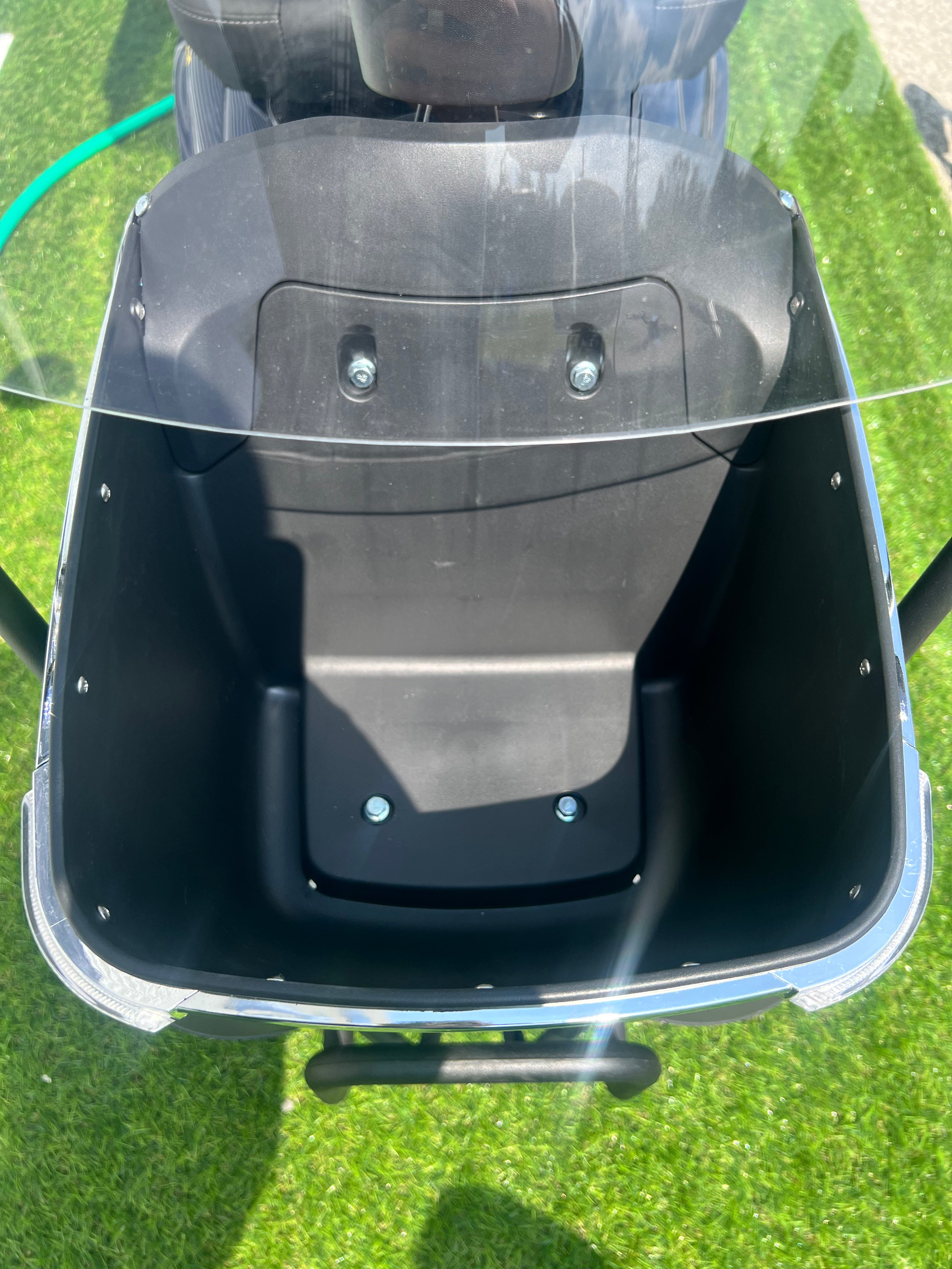 Ecolo ET4 LX with ROOF Mobility Scooter