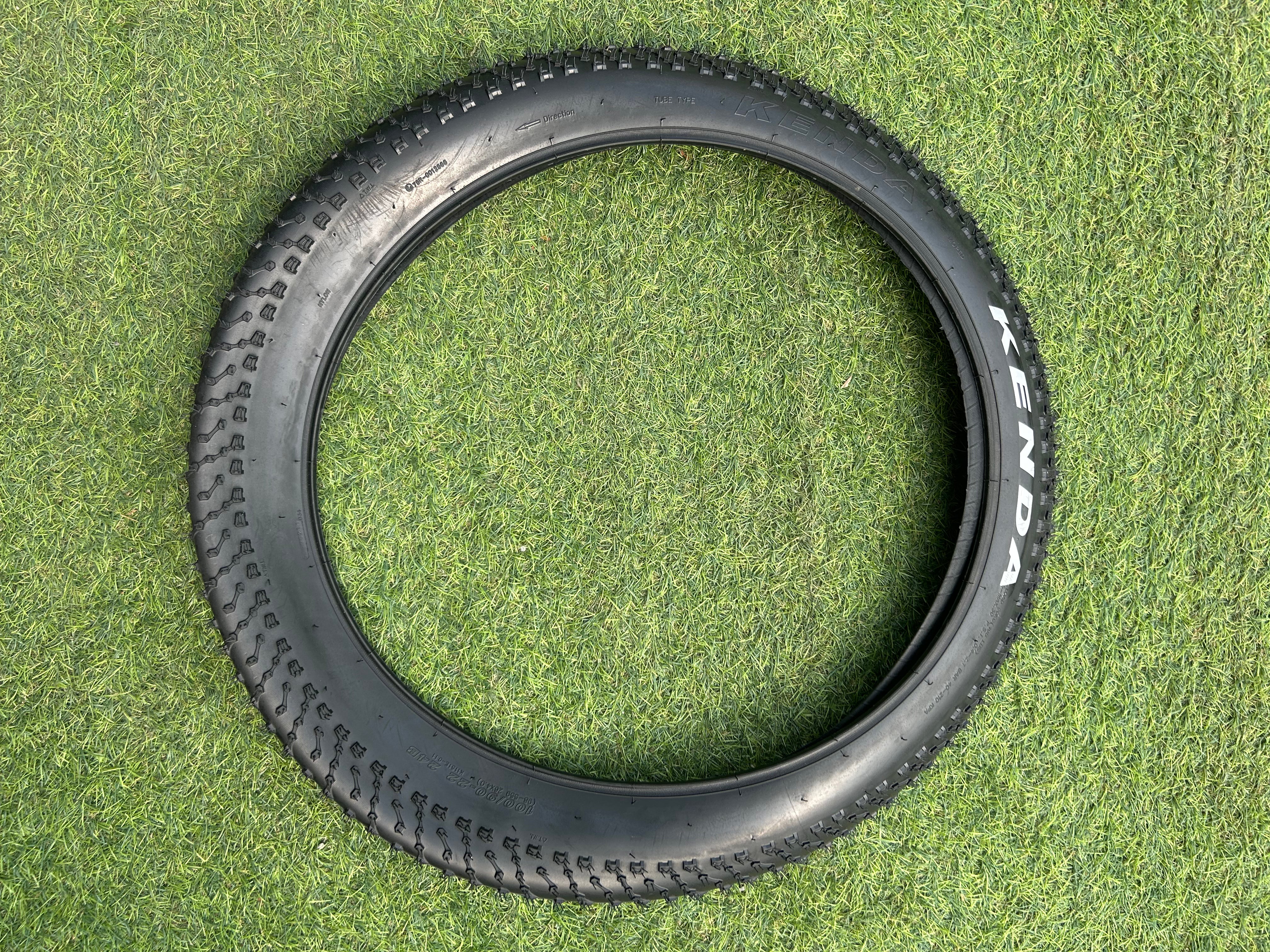 KENDA K1151 JUGGERNAUT PRO (26 X 4.0) TIRE