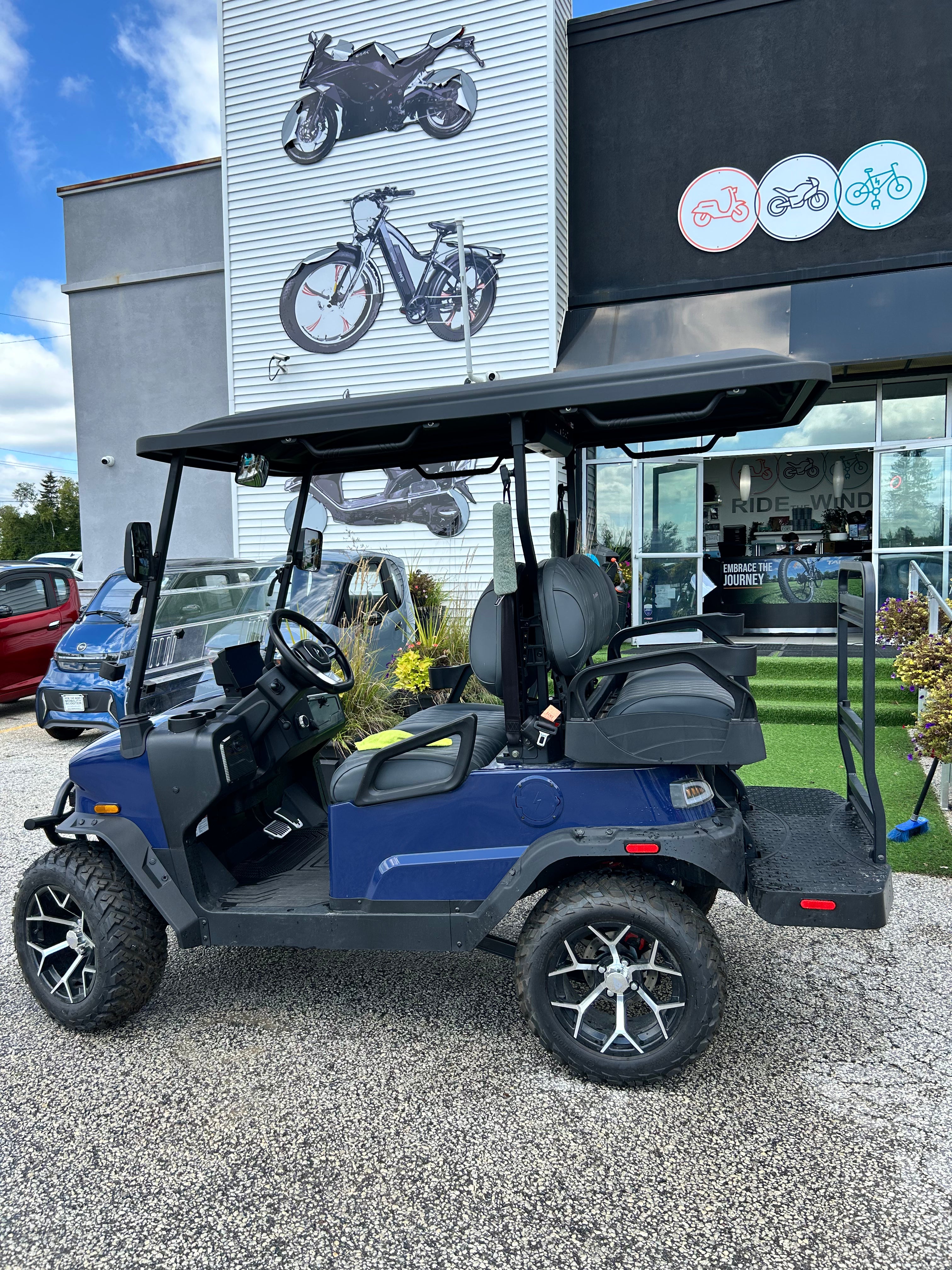 2025 Denago Rover 4-Forward Passenger Lithium Powered Golf Cart * SLIGHTLY USED *