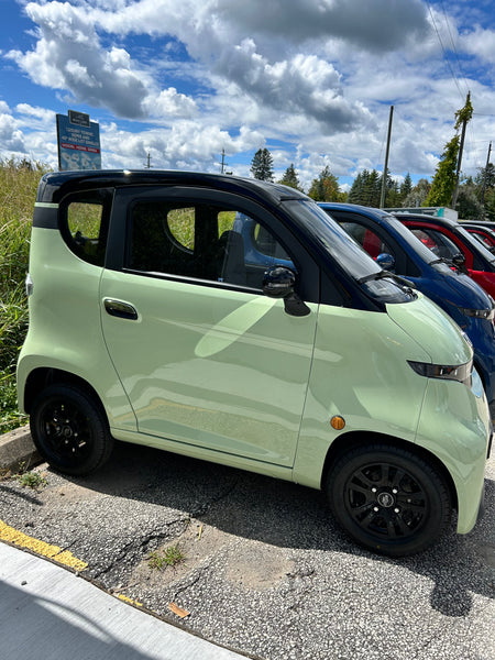 Ecolo ET4 Connect PLUS 4 Wheel Enclosed Mobility Scooter