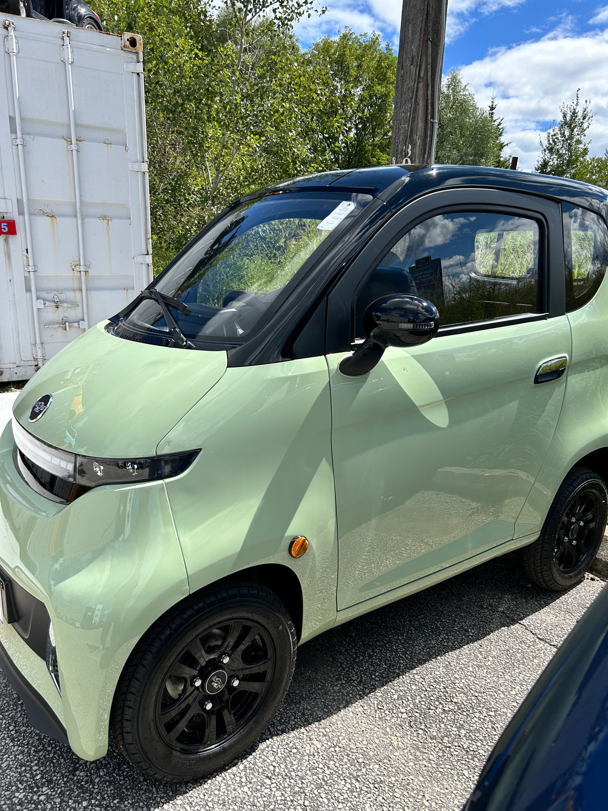 Ecolo ET4 Connect PLUS 4 Wheel Enclosed Mobility Scooter
