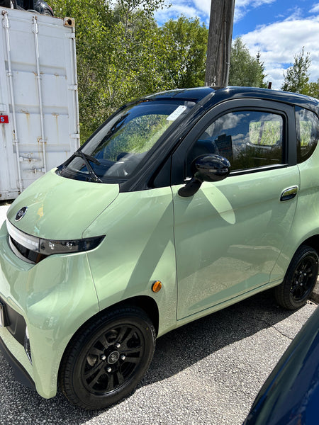 Ecolo ET4 Connect PLUS 4 Wheel Enclosed Mobility Scooter