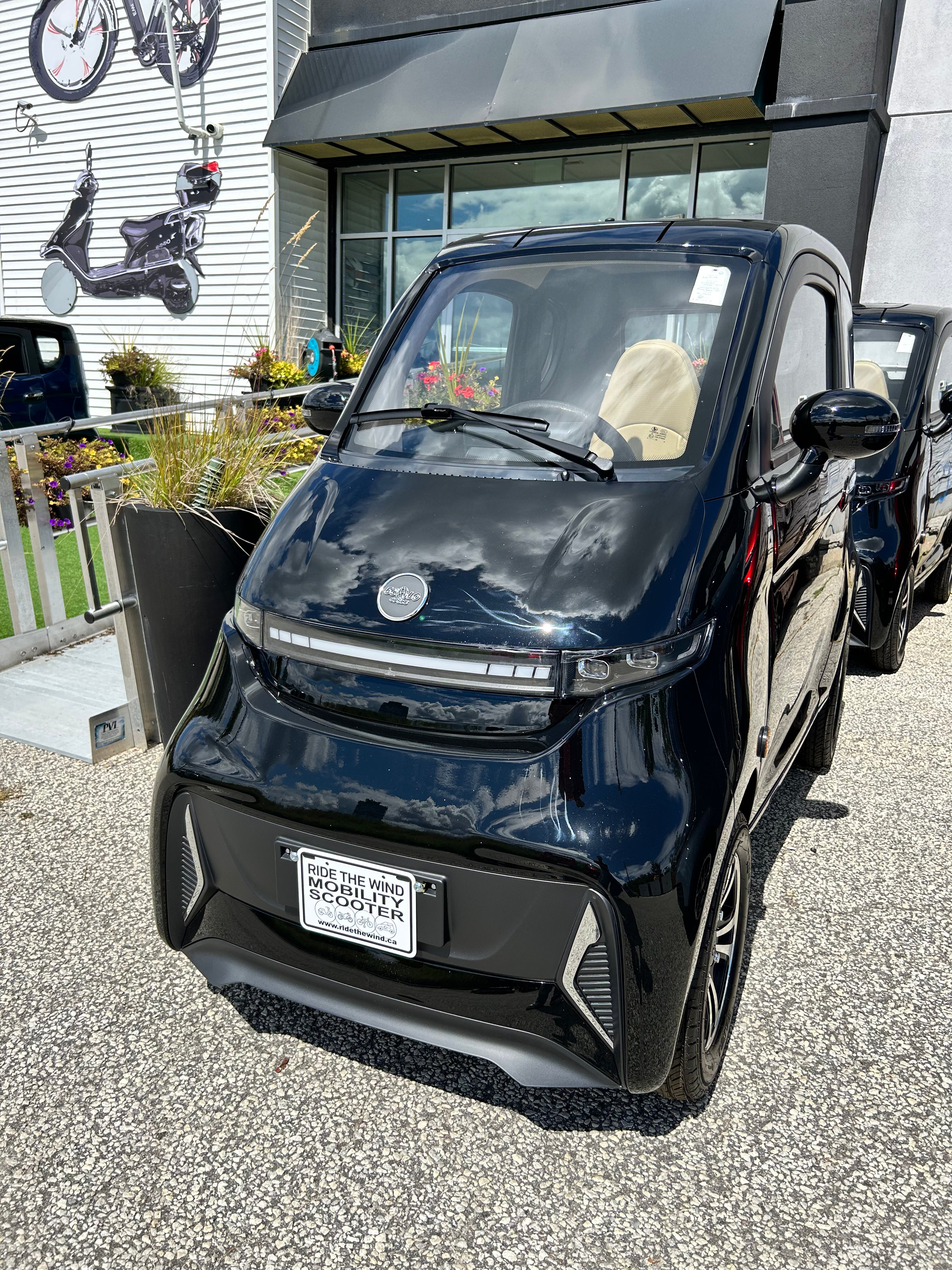 Ecolo ET4 Connect PLUS 4 Wheel Enclosed Mobility Scooter (END OF SUMMER SALE!!)