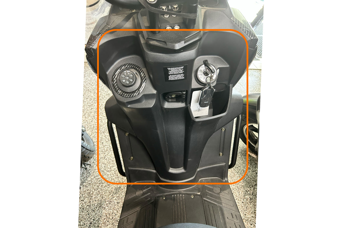 Emmo Nok Panel Facing Driver