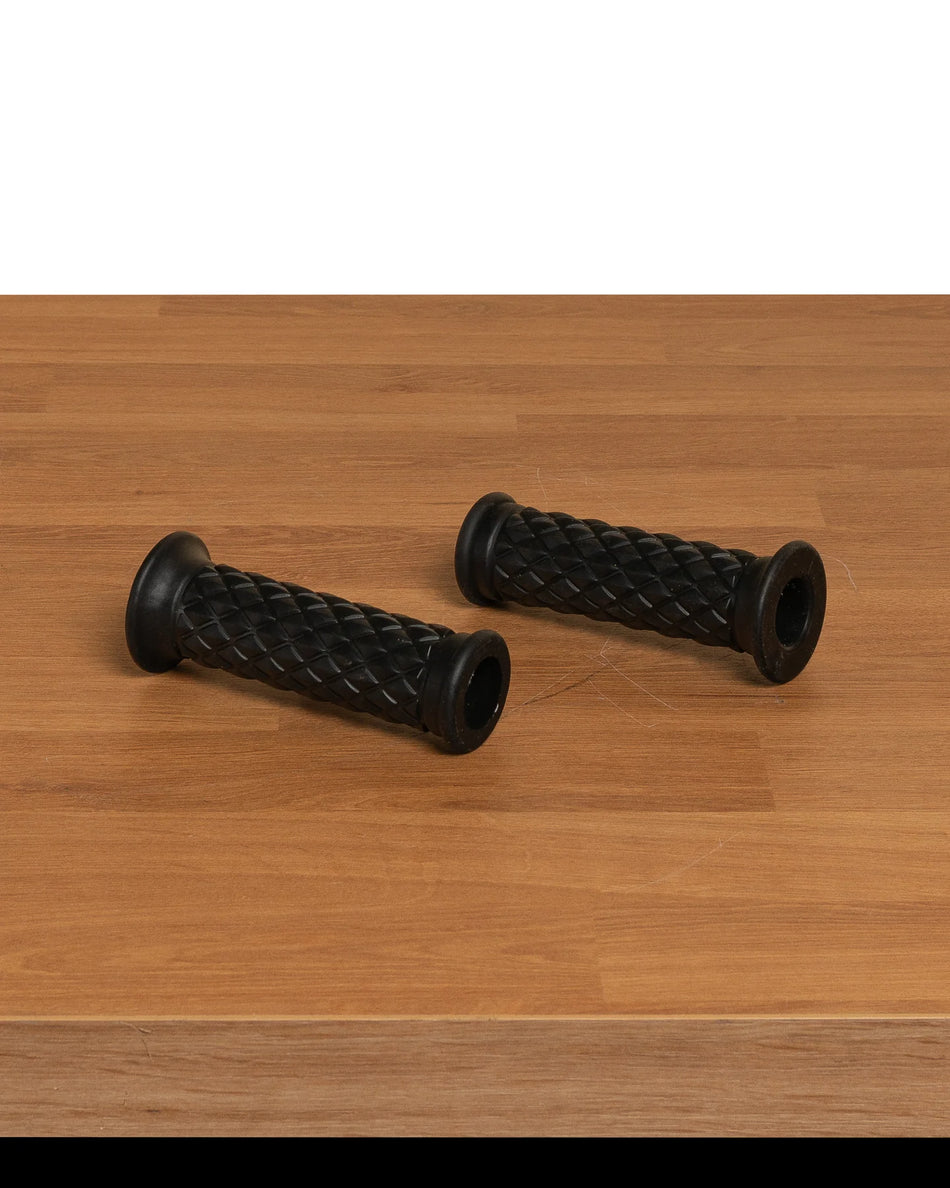 Beachman Quilted Hand Grips