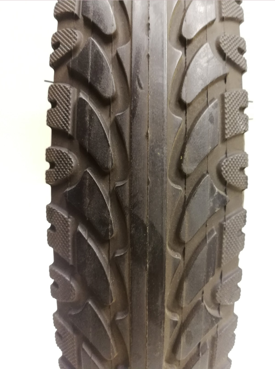 Tubeless Tire 18 x 2.5 Emmo Urban
