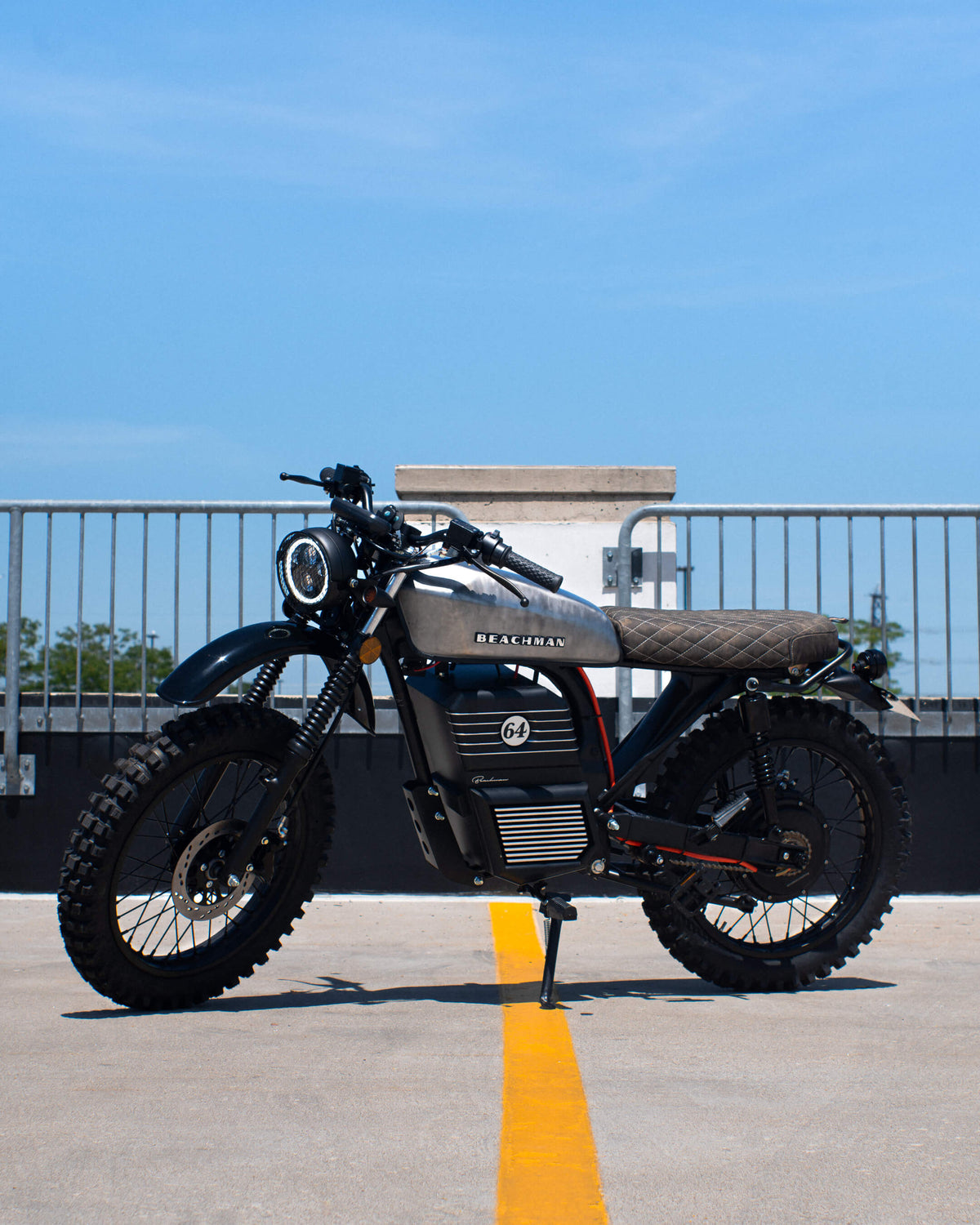 Beachman Raw Steel Tank