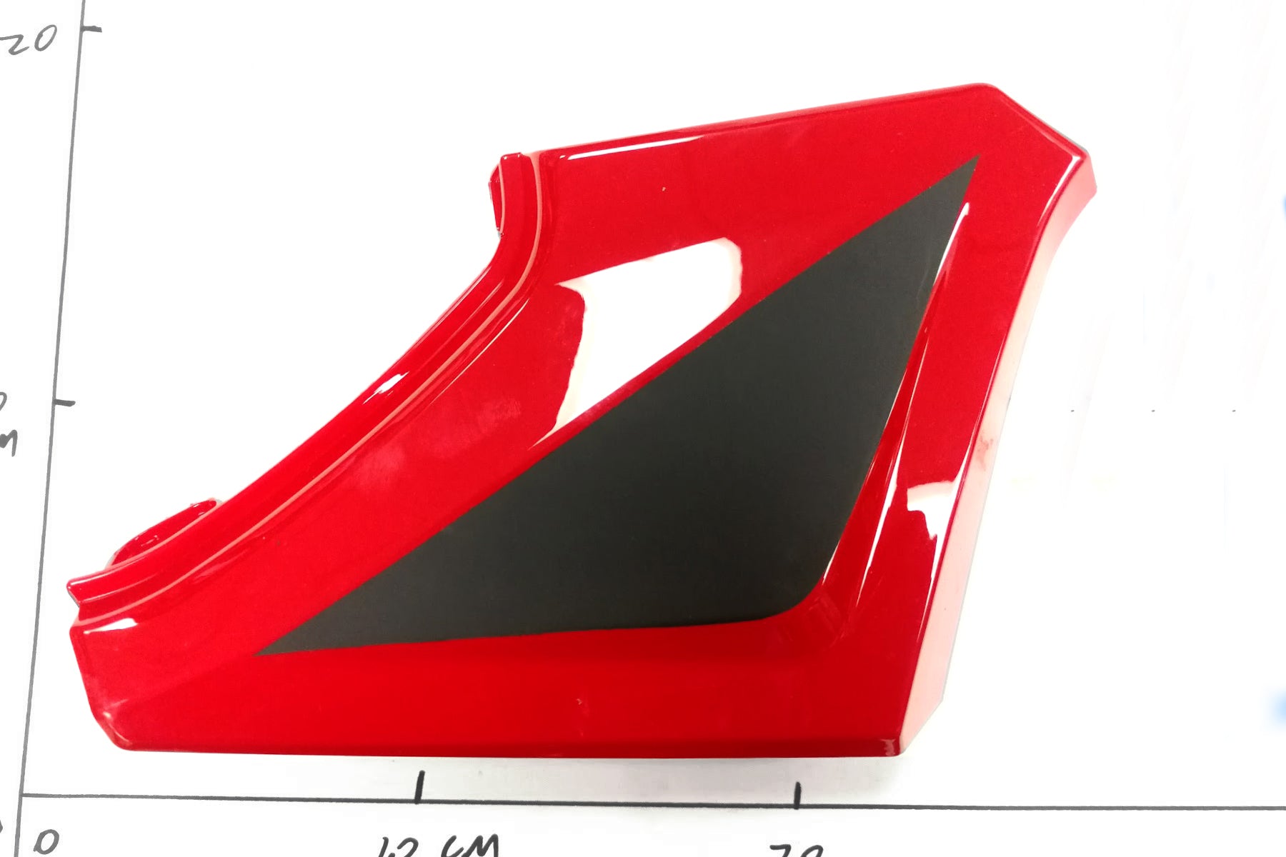 Emmo Kamen - Middle Side Panel - Silver/Black/Red
