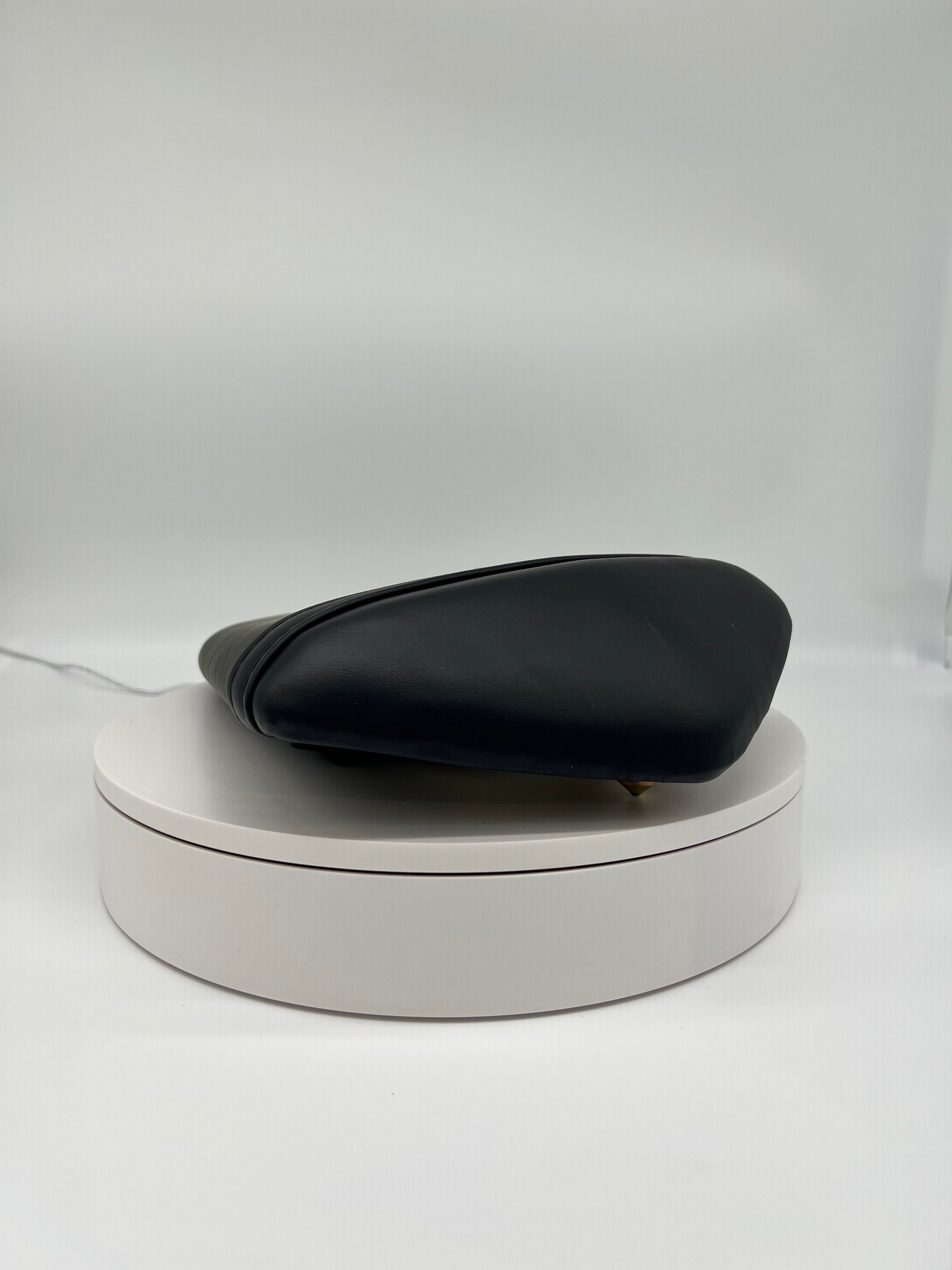 Emmo Zone/Tao Leo Rear Seat