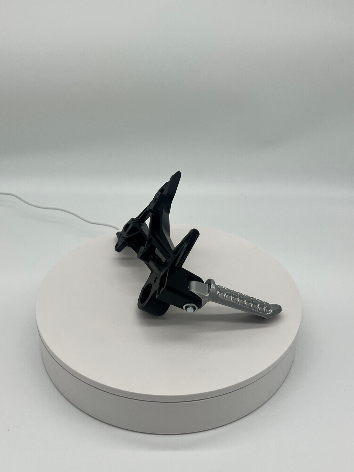 Tao Leo & Evoque Streetster Pegs