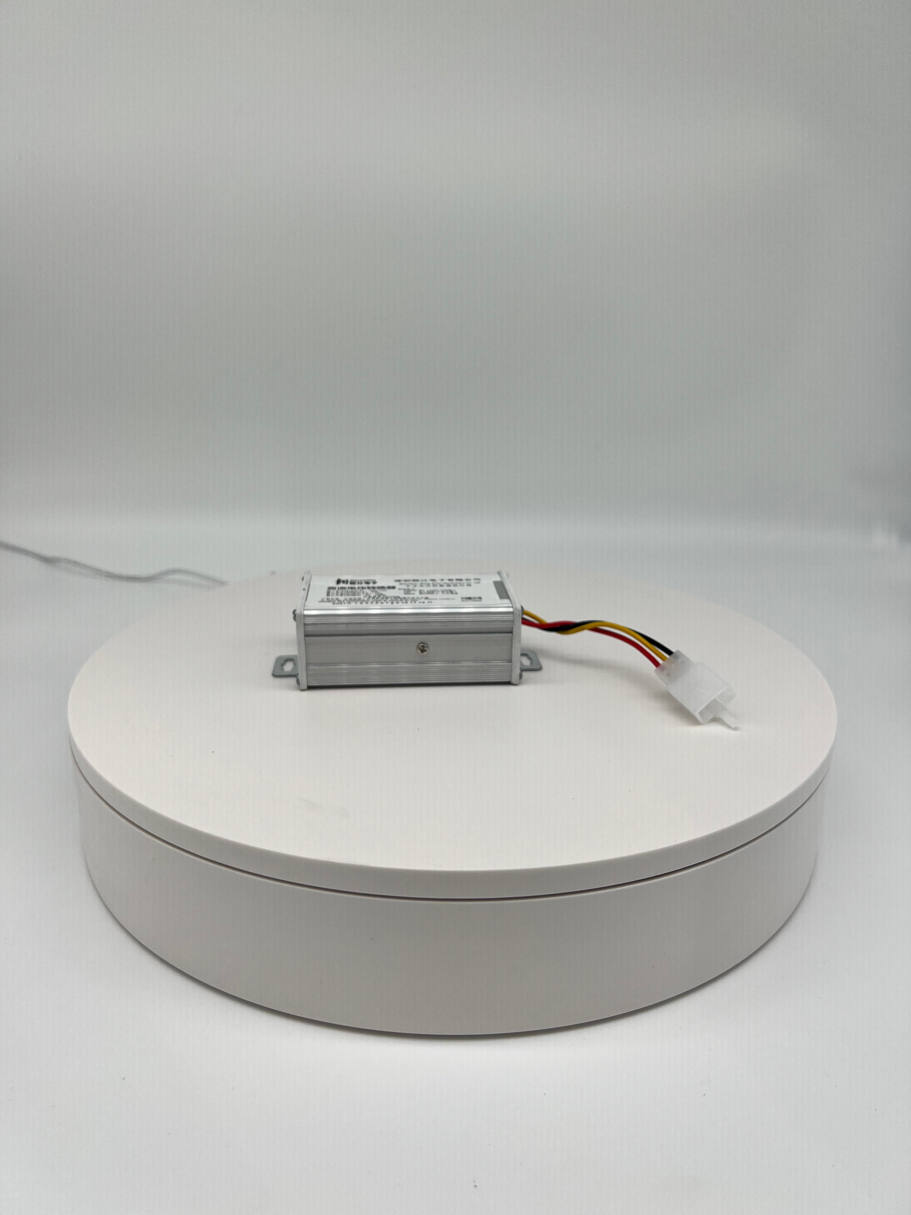 DC Converter Inverter 12 volt converter 48v to 84v sytems