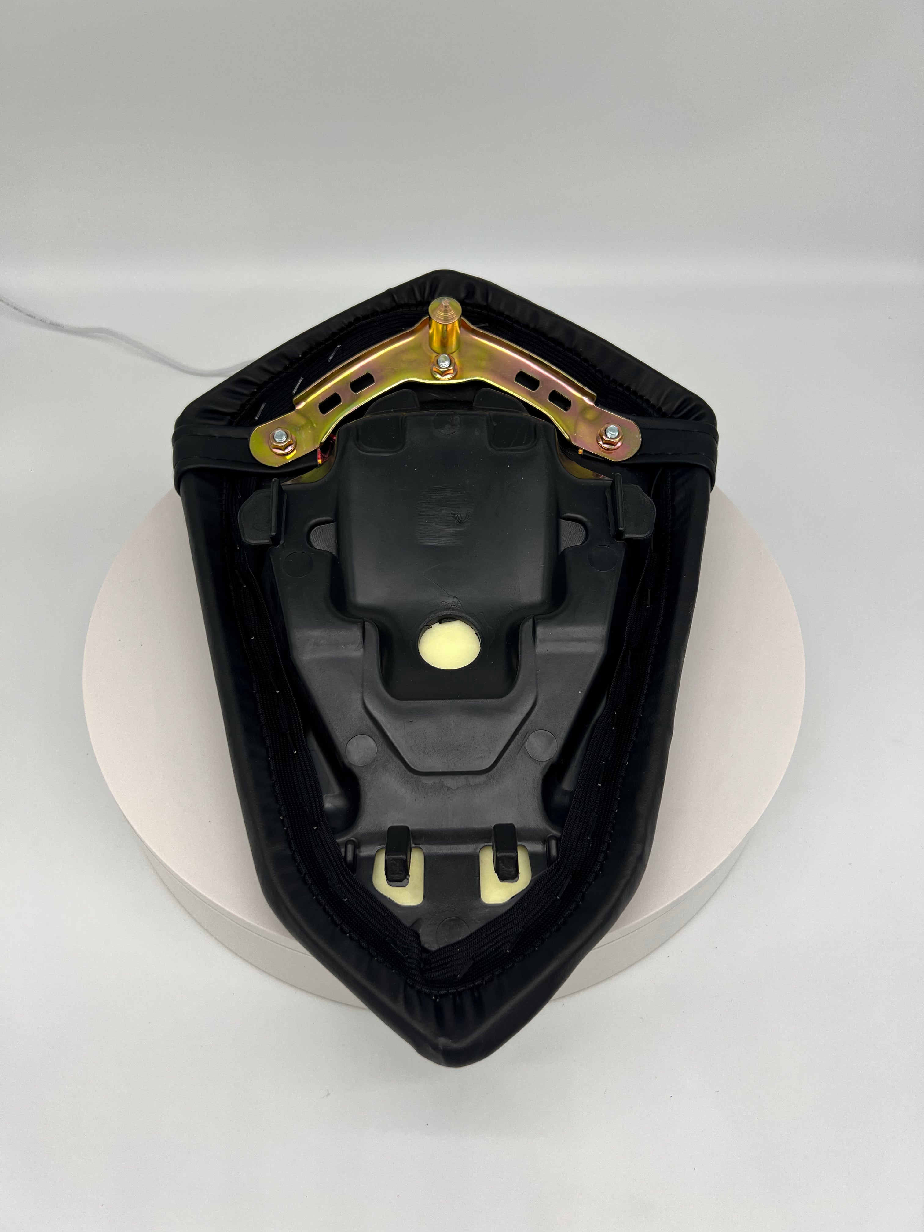 Emmo Zone/Tao Leo Rear Seat