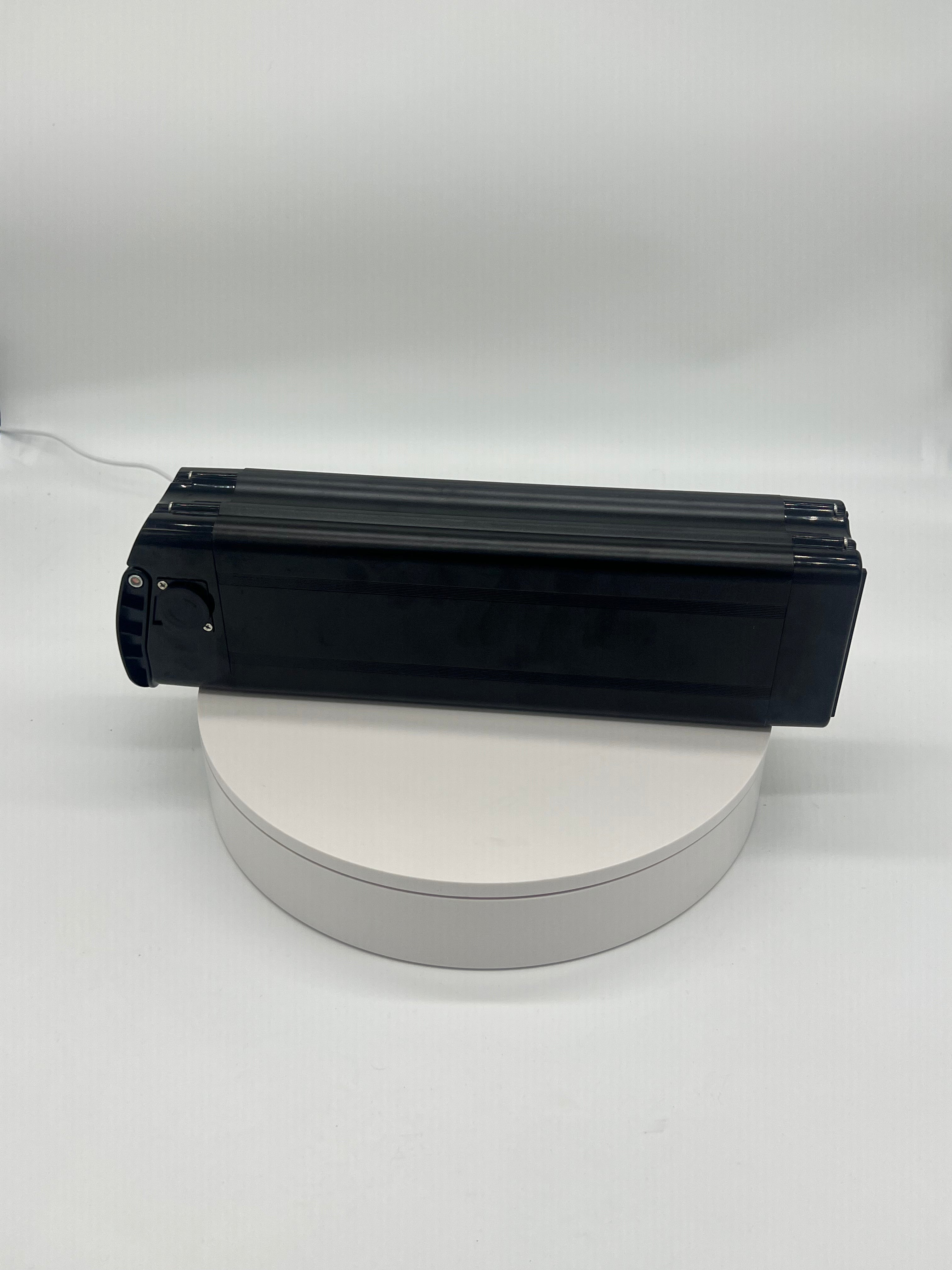 Taubik Bolt Battery