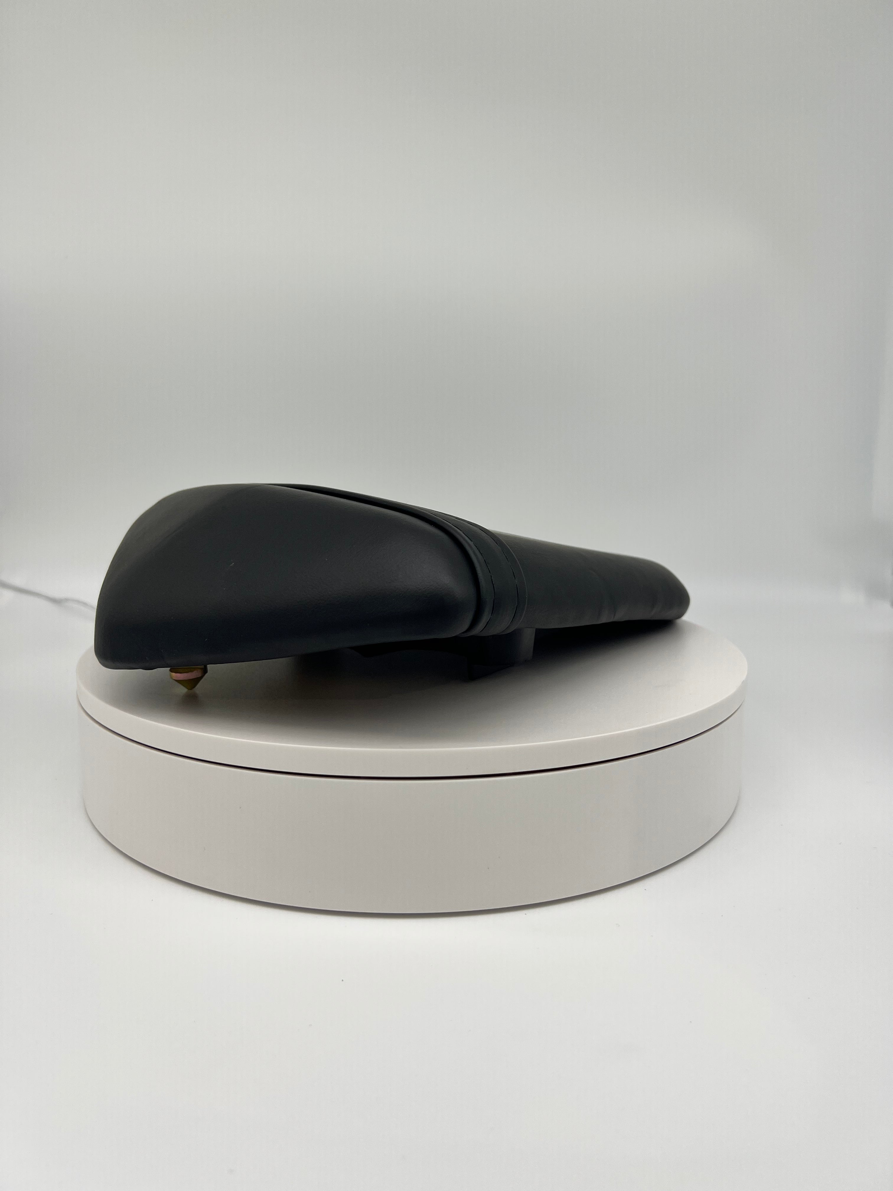 Emmo Zone/Tao Leo Rear Seat