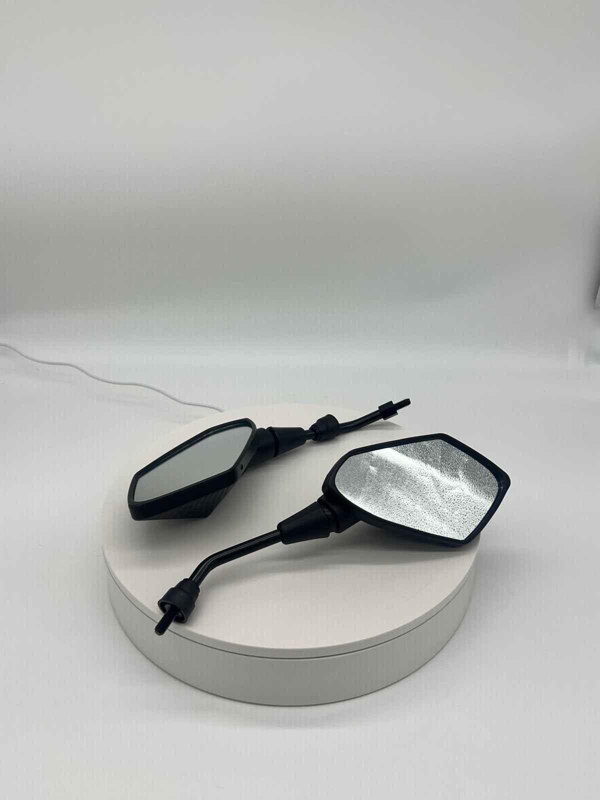 Emmo Knight, NOK Mirror Set