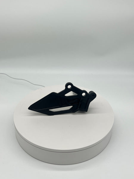 Tao Leo & Evoque Streetster Pegs