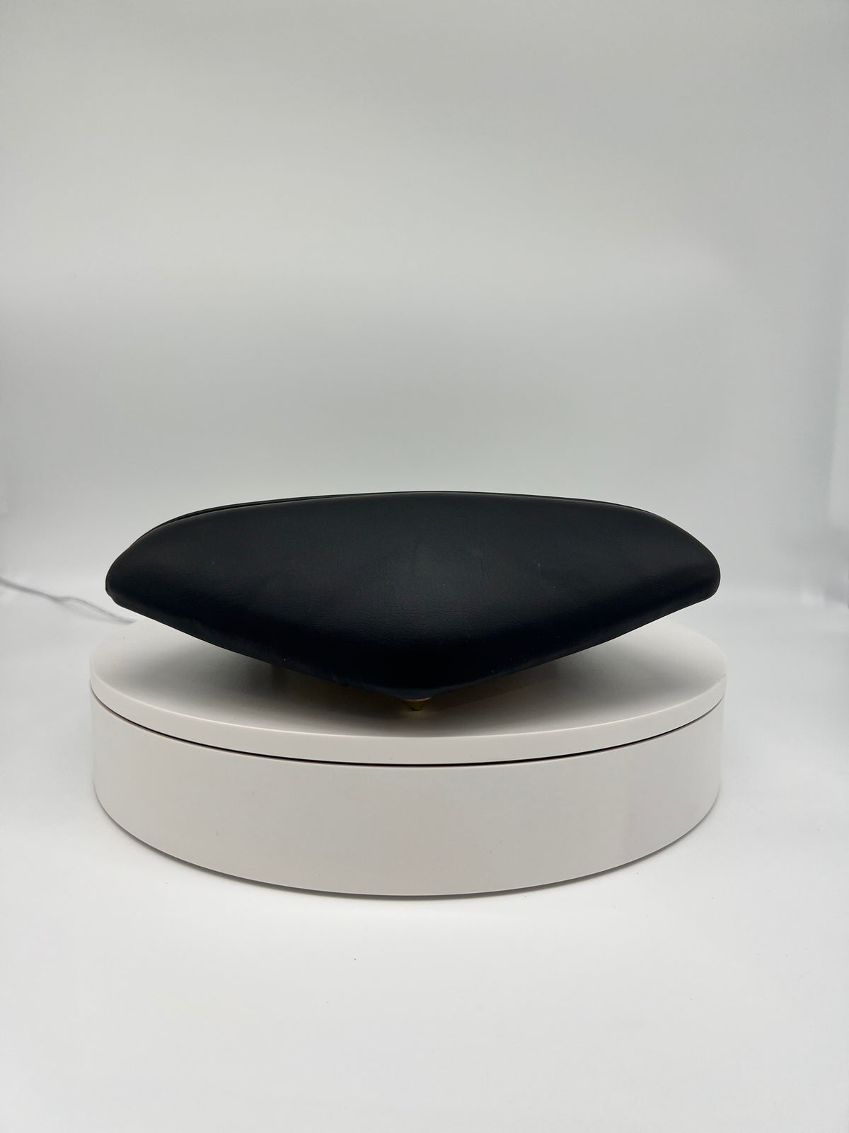 Emmo Zone/Tao Leo Rear Seat