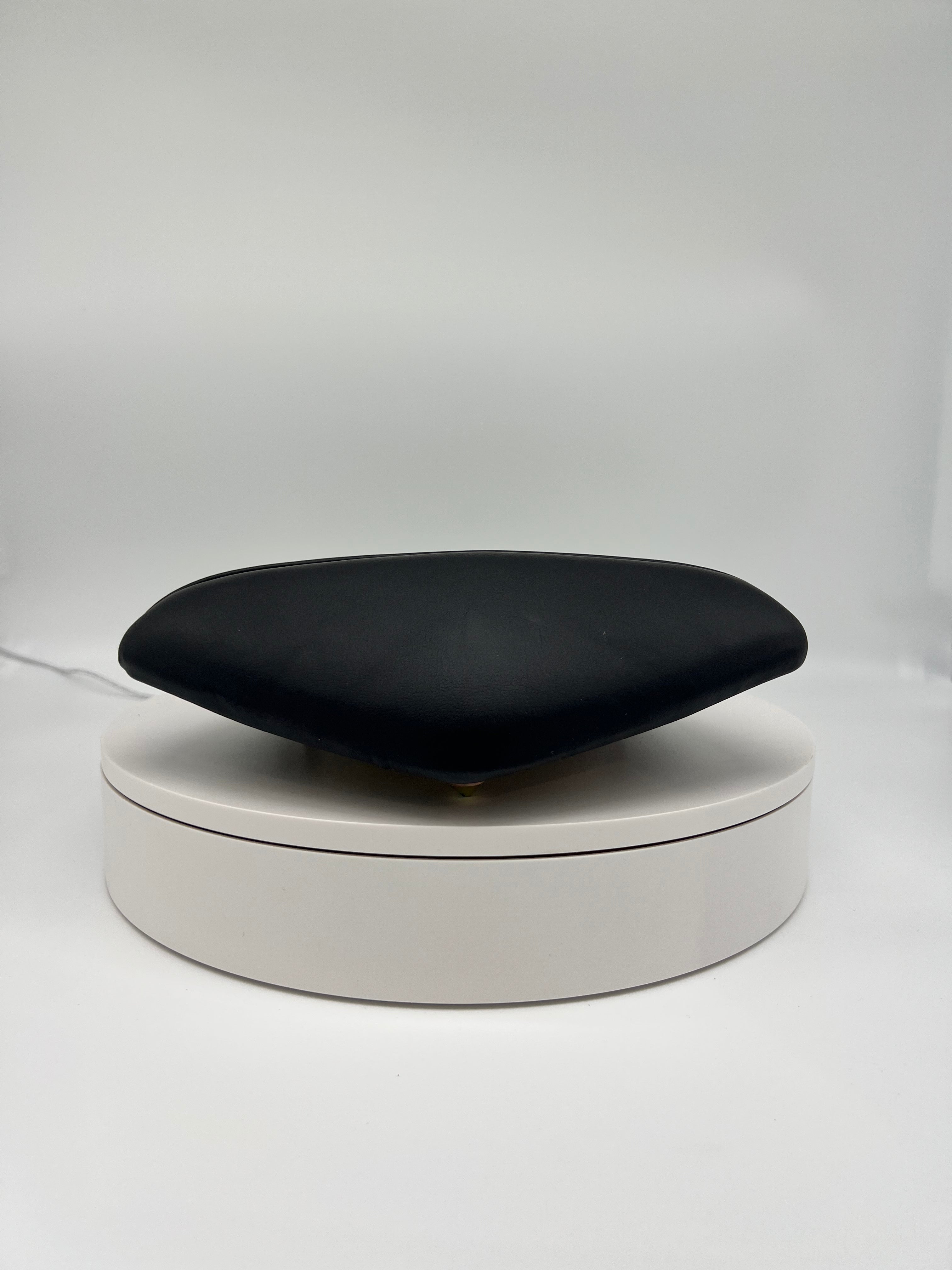 Emmo Zone/Tao Leo Rear Seat