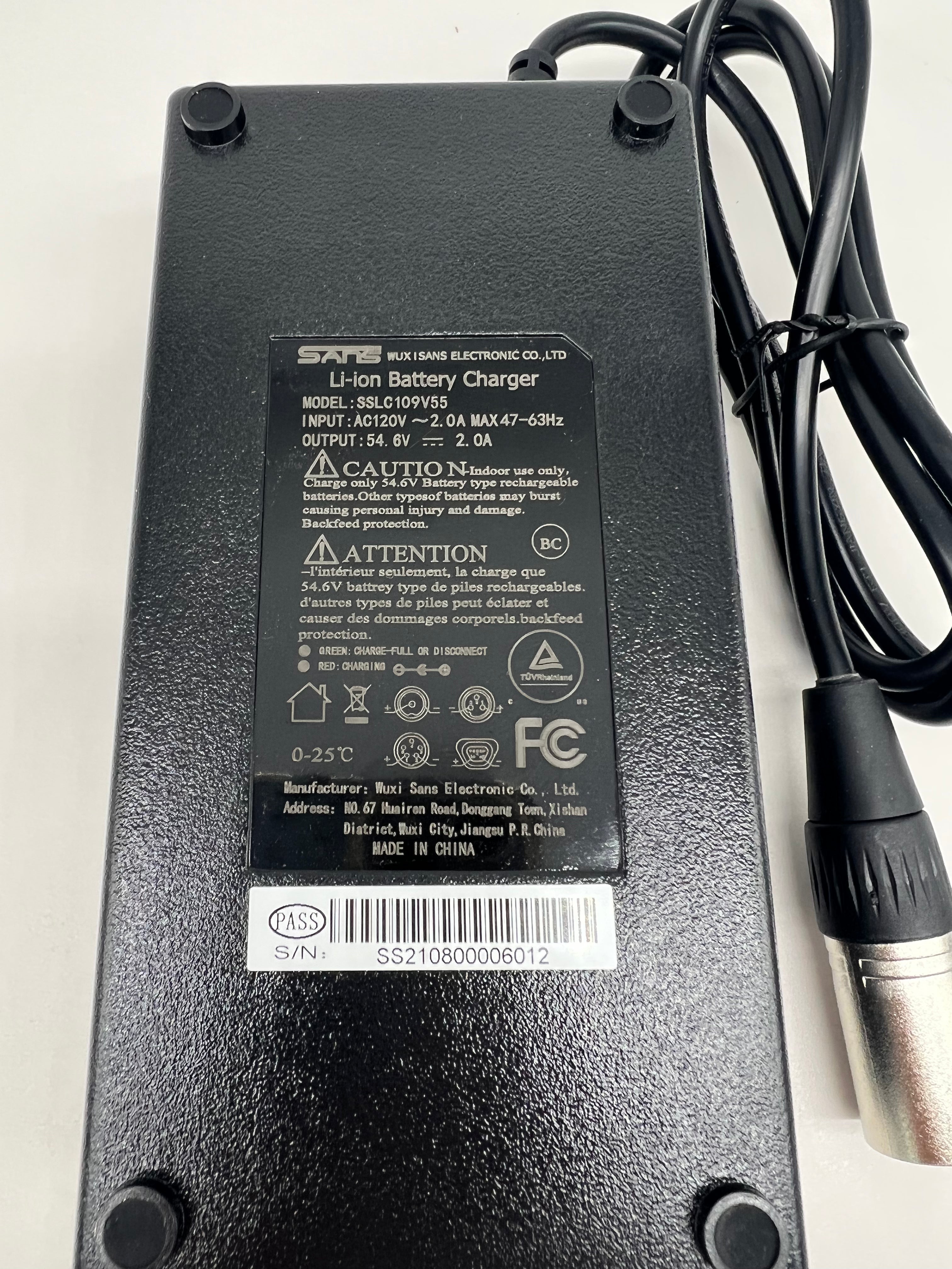 48v Emmo Lithium Charger - Male Prong