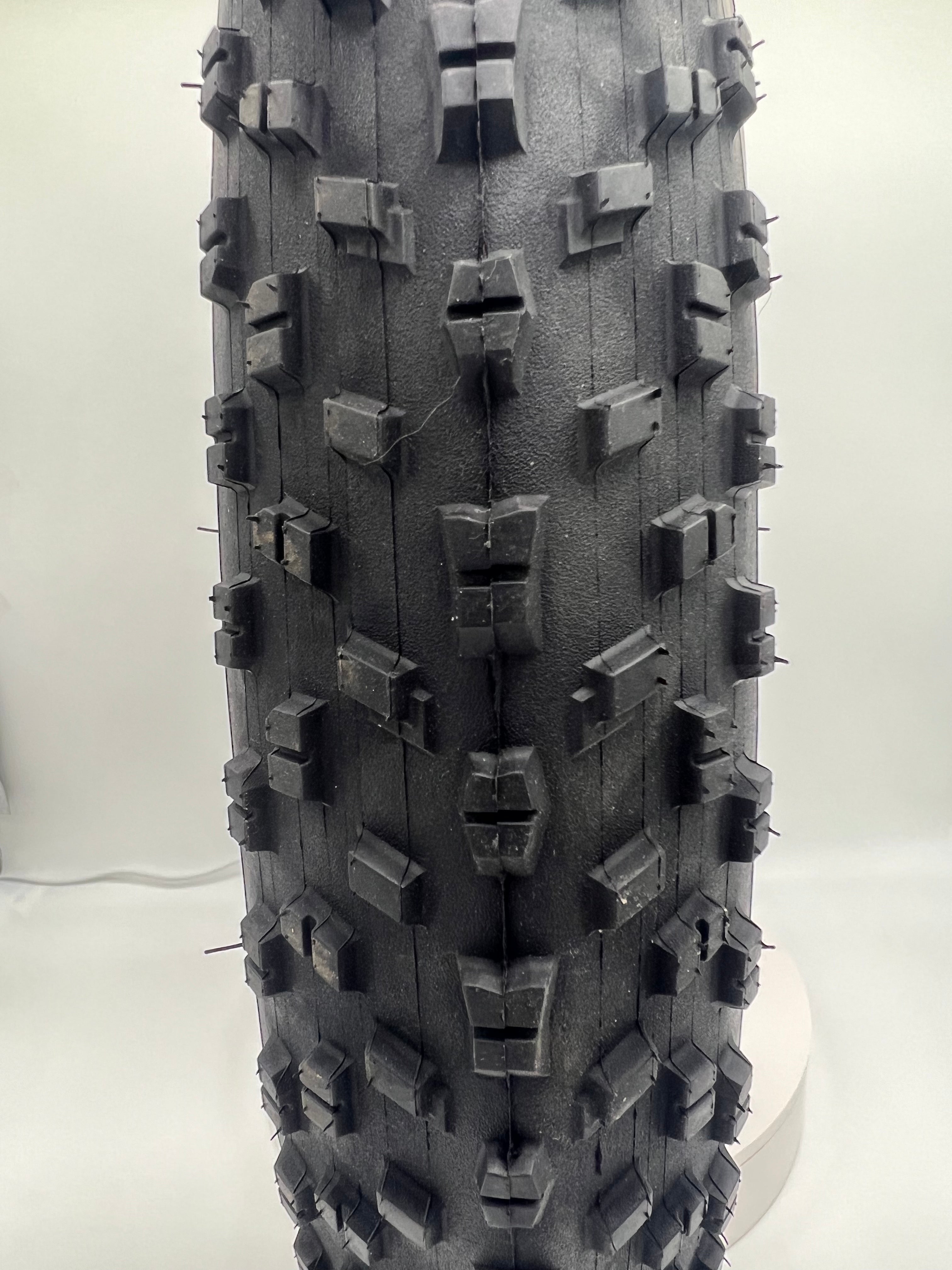20 x 4 Bicycle Tire