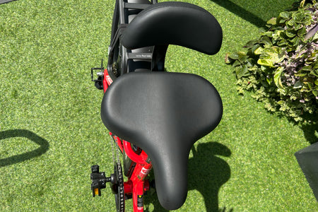 Taubik Seat With Backrest
